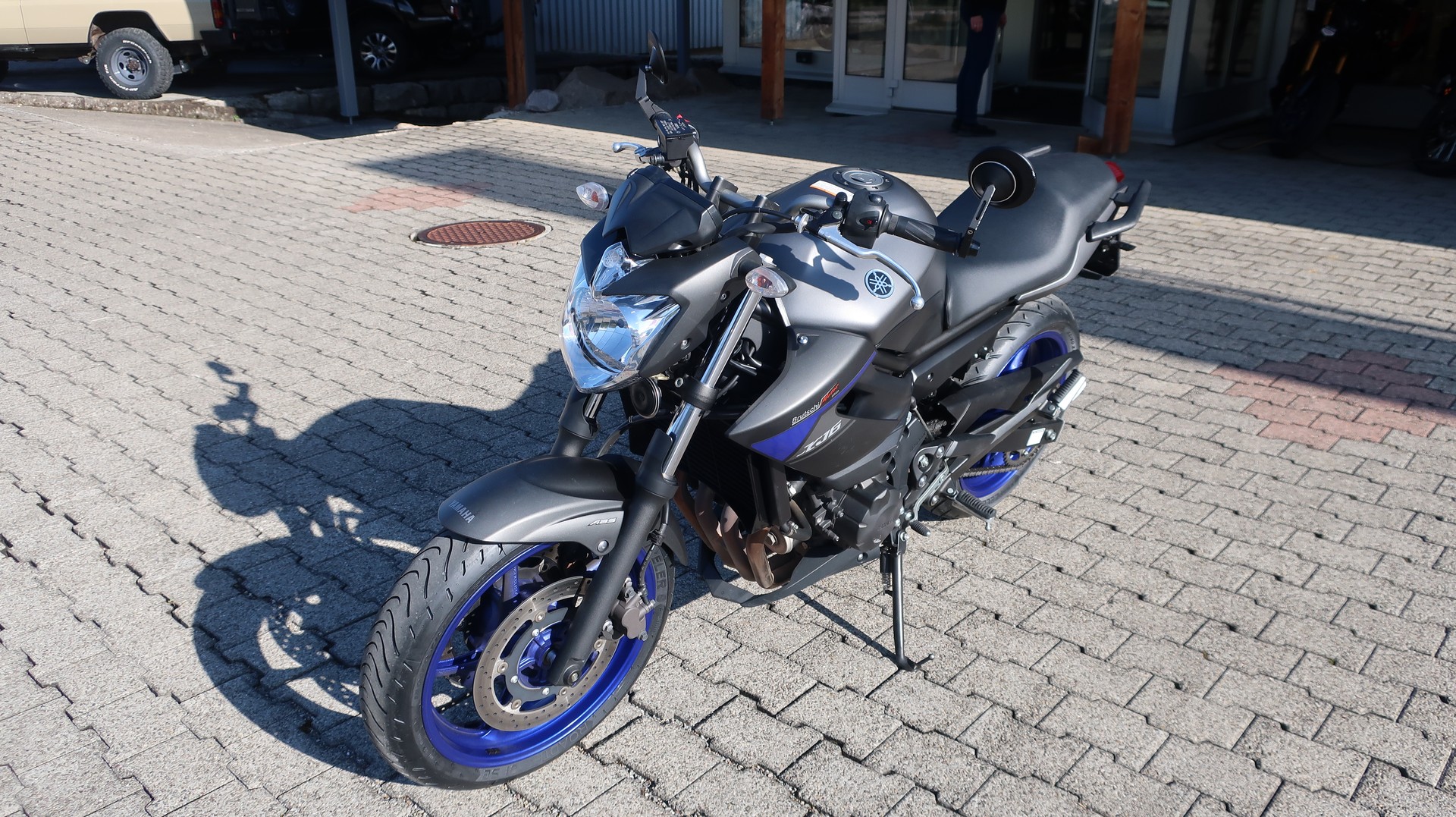 YAMAHA XJ6NA 35KW-image-1