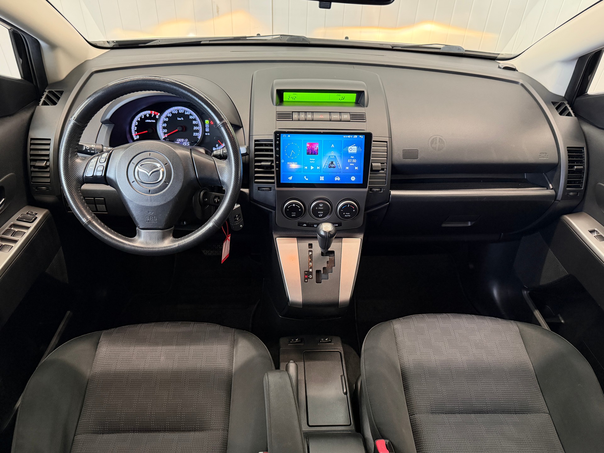 MAZDA 5 2.0 16V Automatic - 7 Plätze - Carplay Navi-image-9