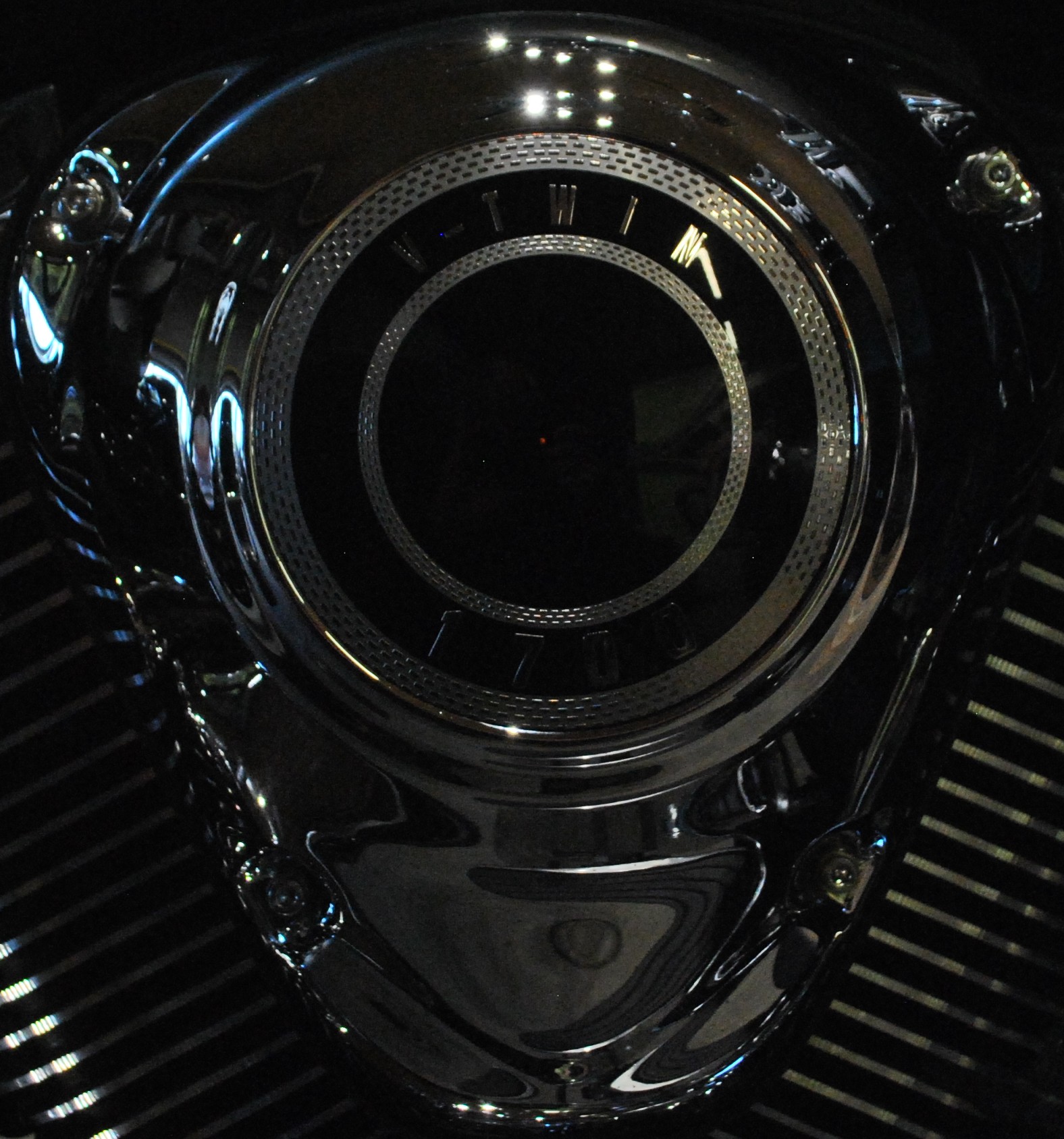 KAWASAKI VN 1700 Voyager ABS-image-7