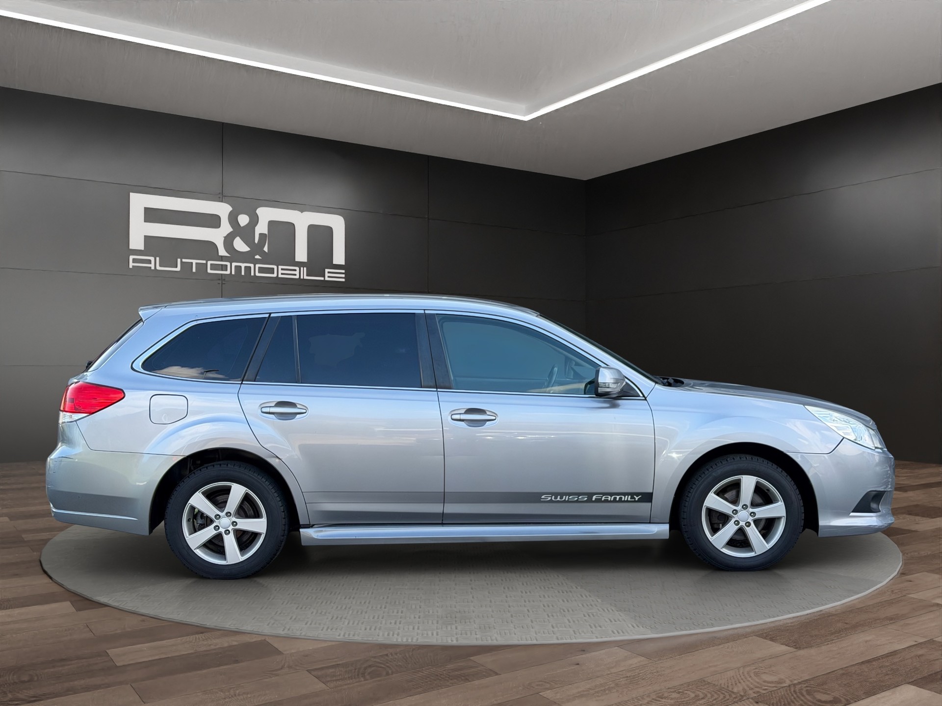 SUBARU Legacy 2.0i Limited AWD-showroom-element-2