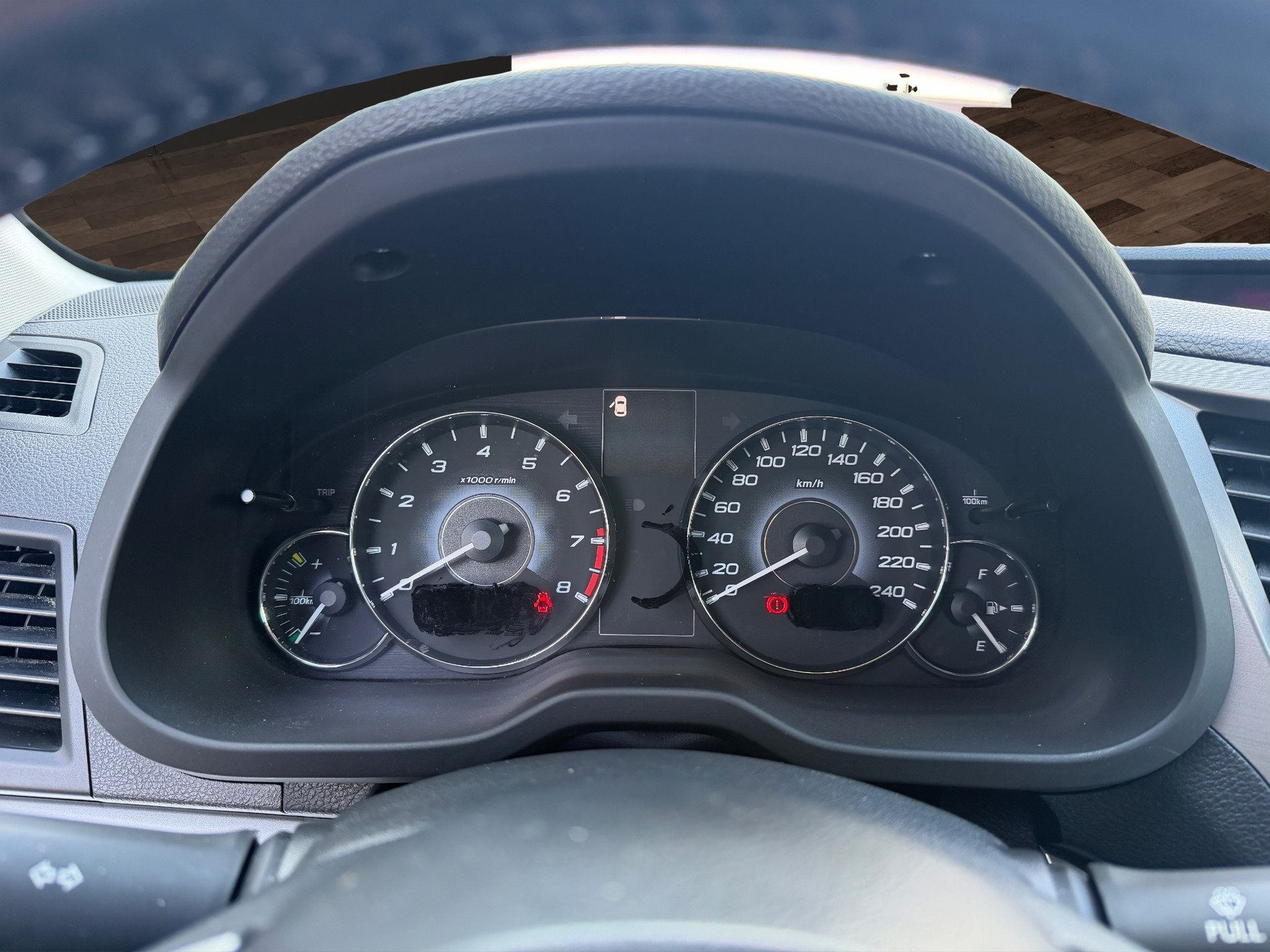 SUBARU Legacy 2.0i Limited AWD-image-18