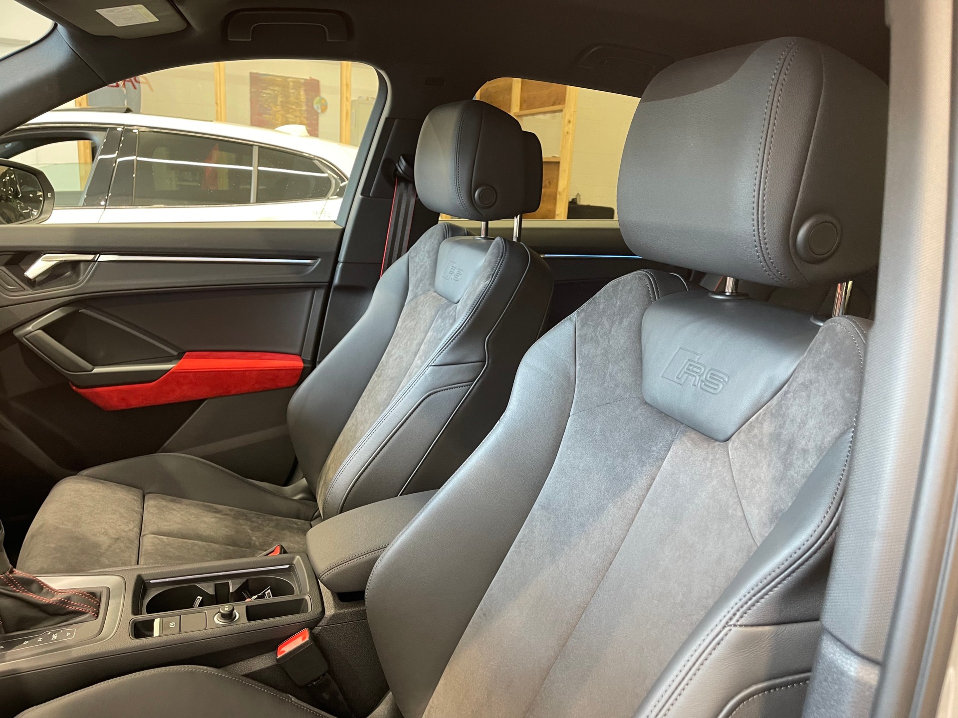 AUDI RS Q3 2.5 TFSI quattro S tronic *NARDO*-image-9