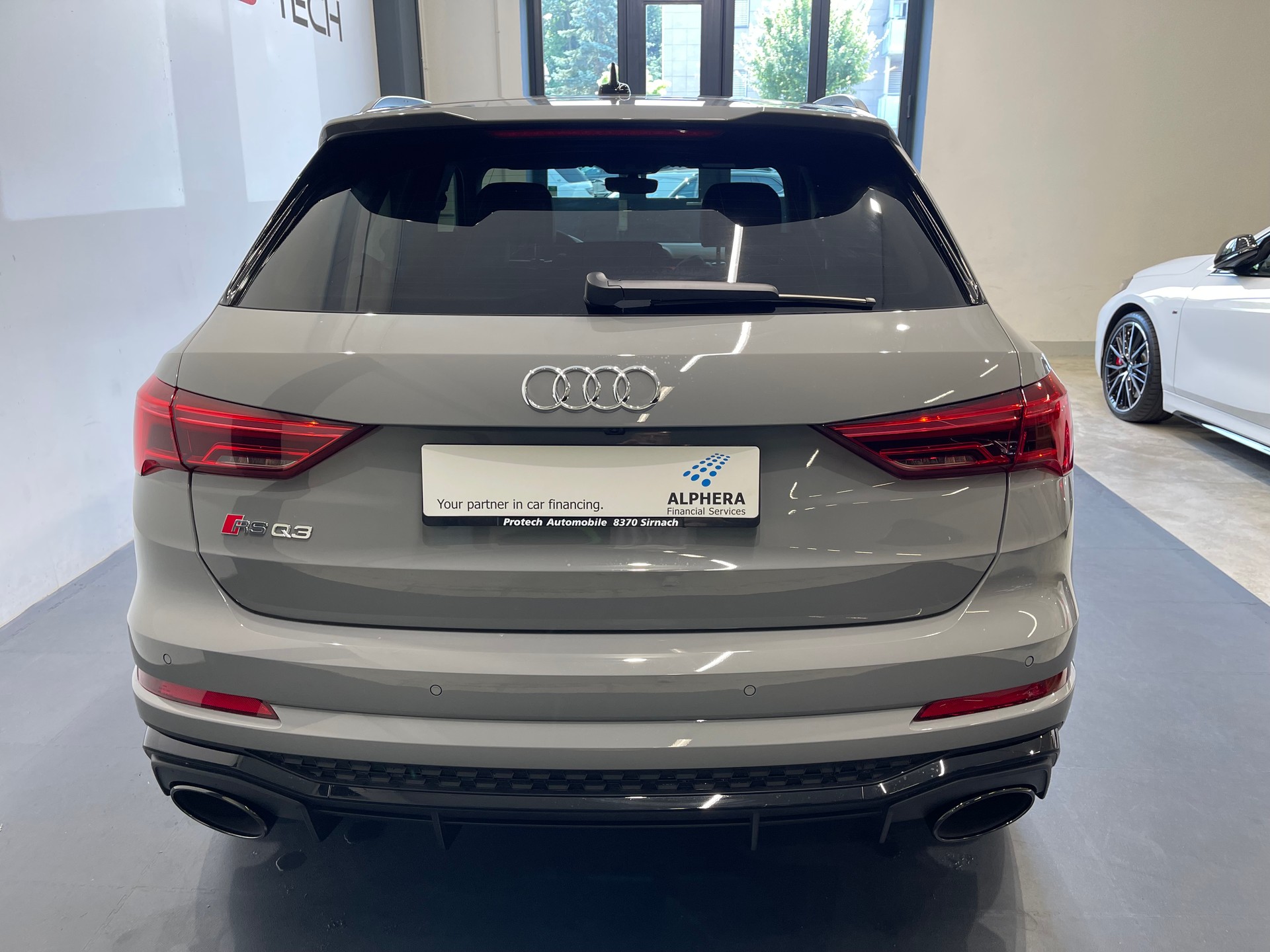 AUDI RS Q3 2.5 TFSI quattro S tronic *NARDO*-image-5