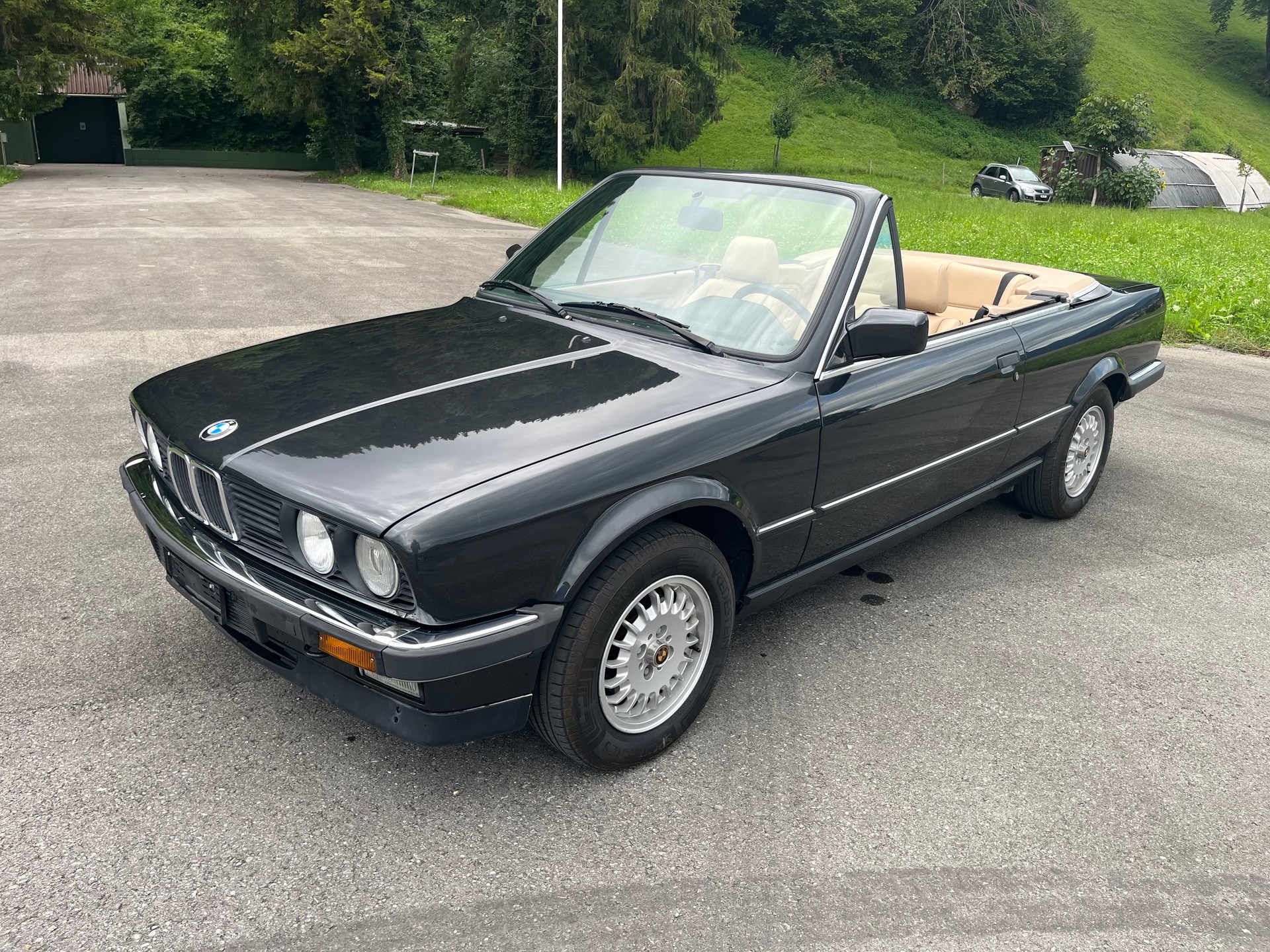 BMW 325i Cabrio