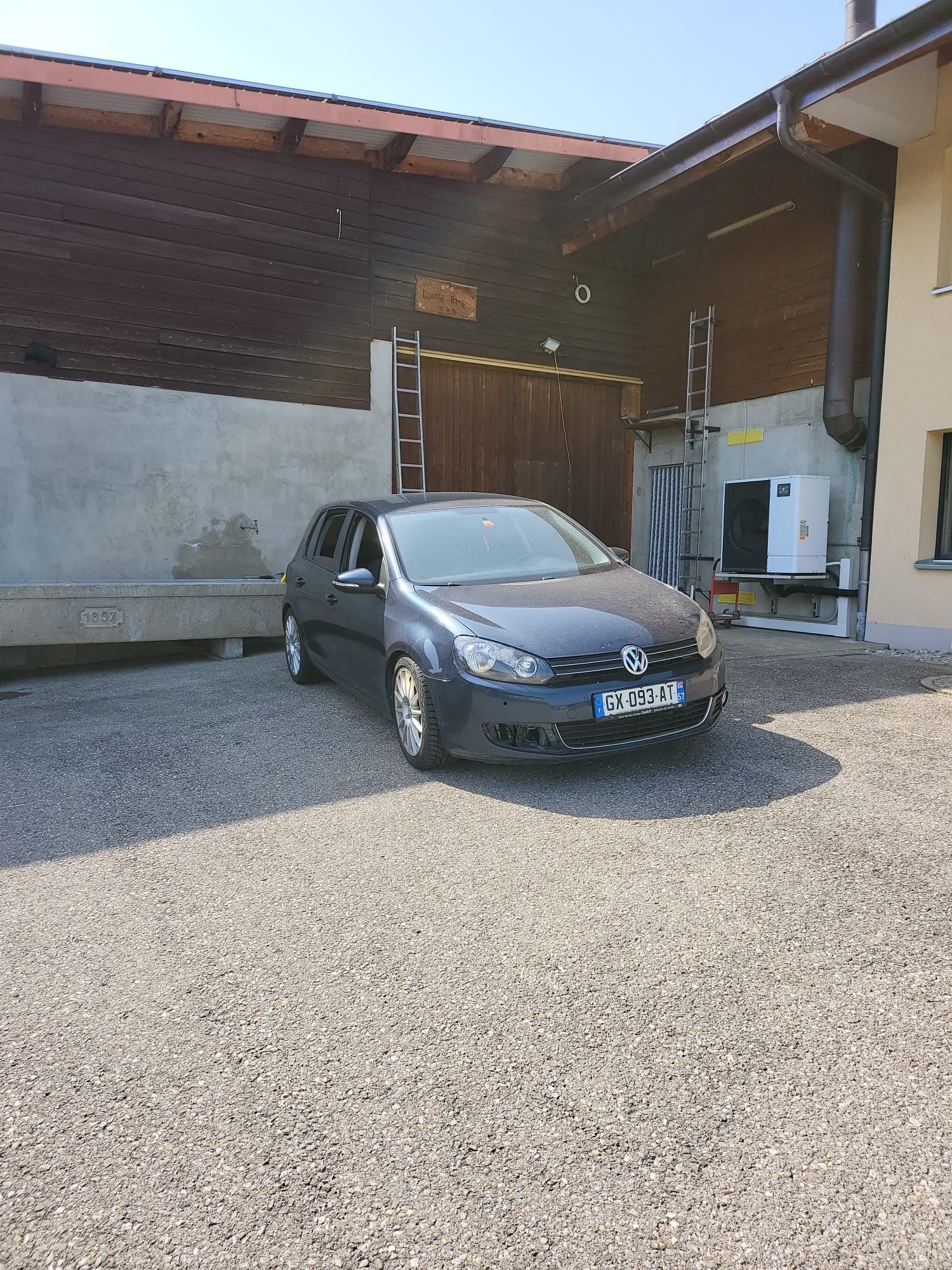 VW GOLF