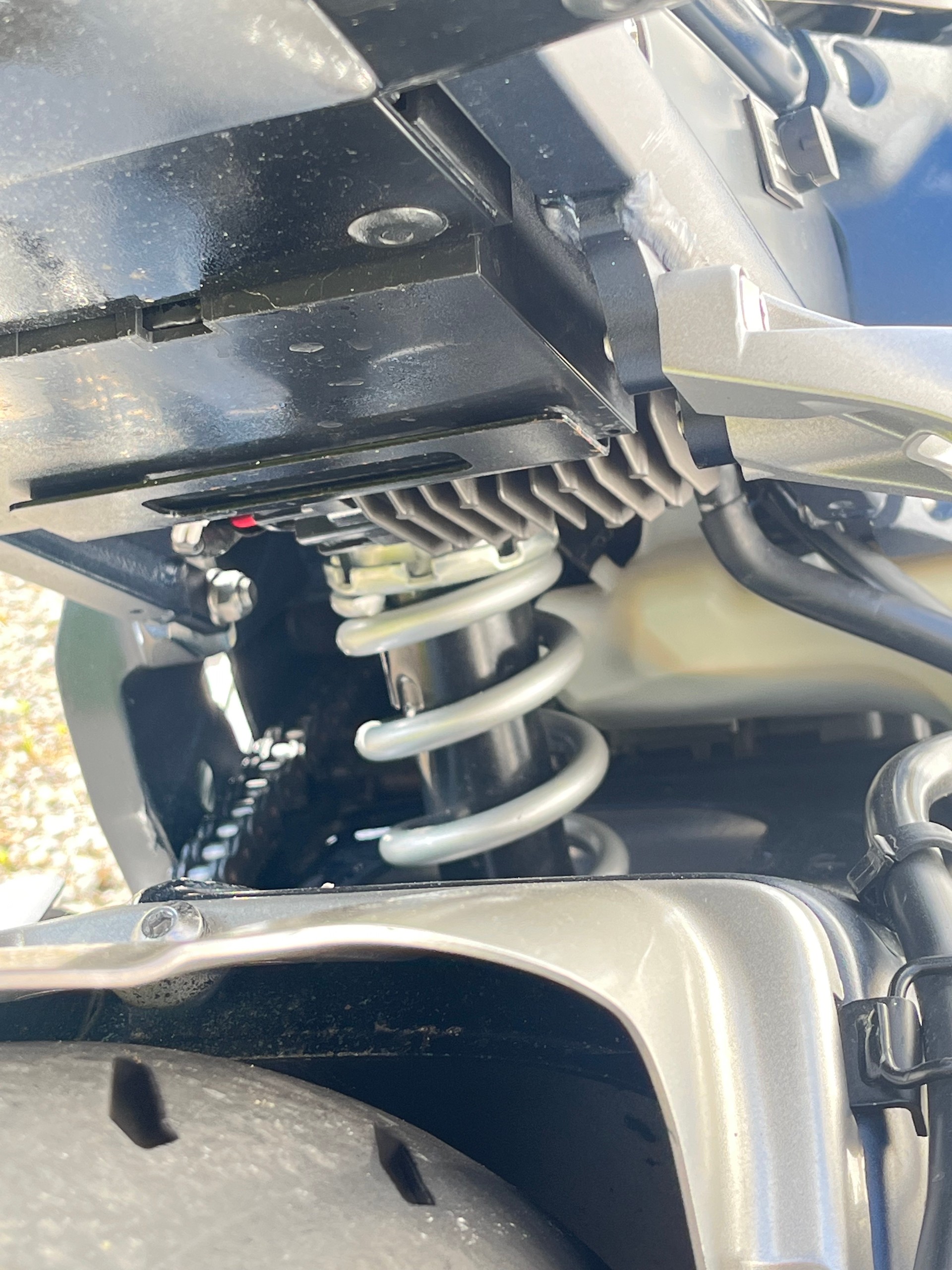 YAMAHA FZ1-image-2
