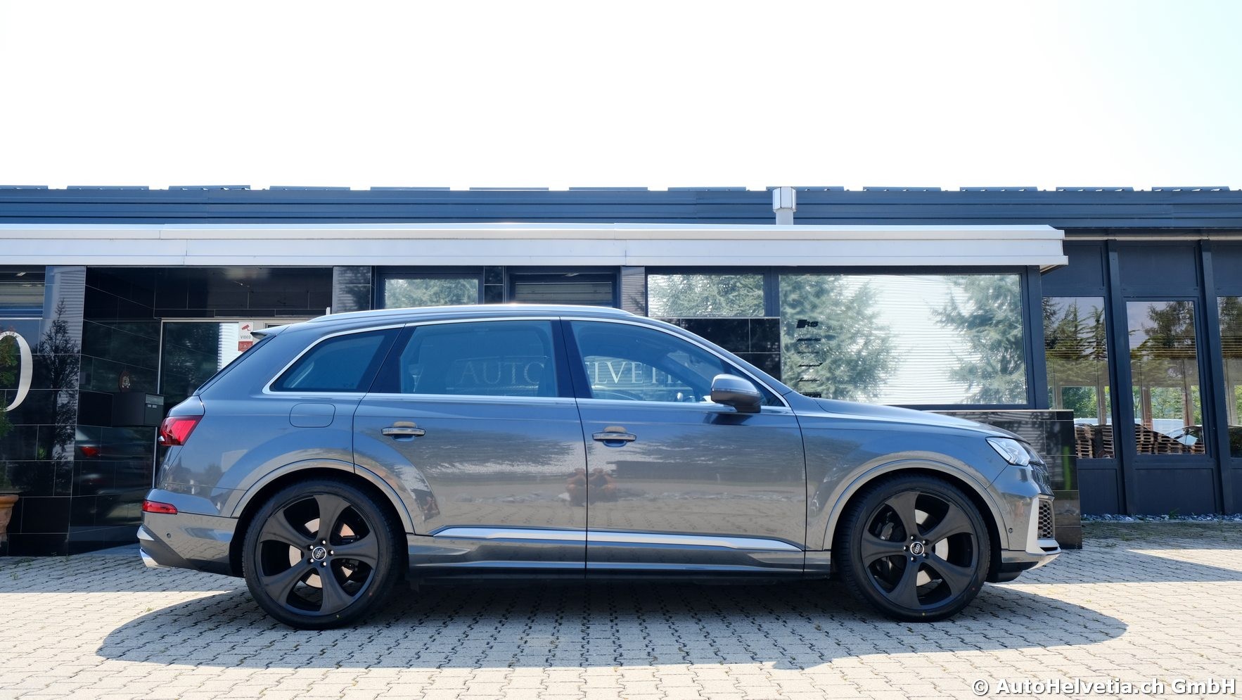 AUDI SQ7 TFSI quattro tiptronic-showroom-element-3