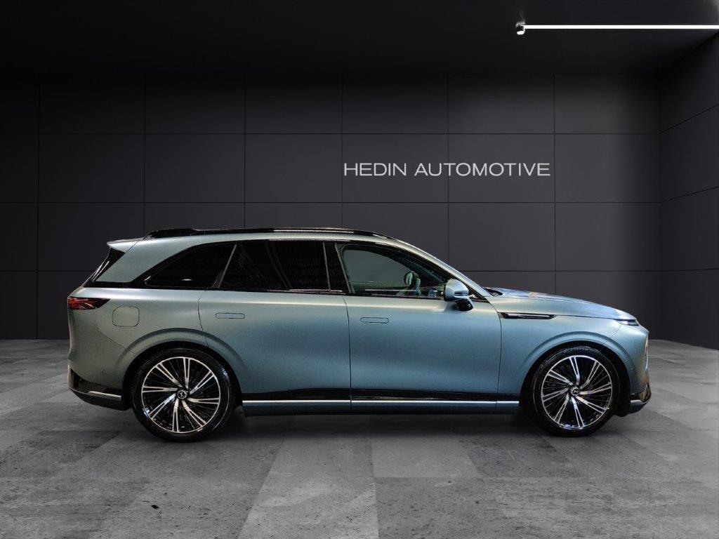 XPENG Performance AWD-showroom-element-1