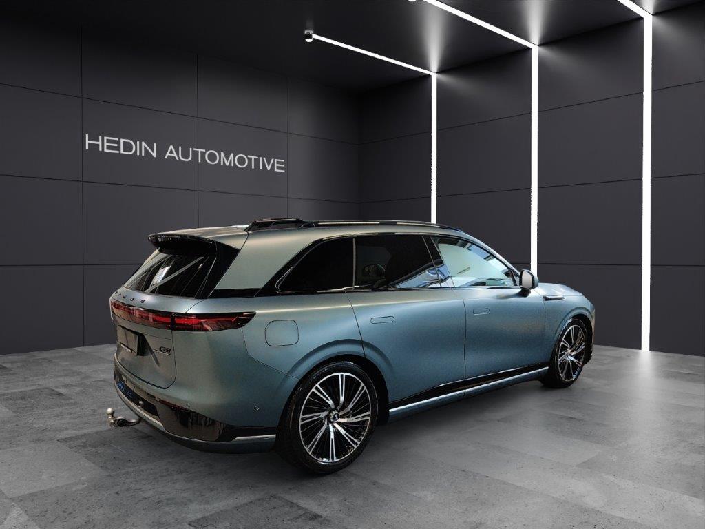 XPENG Performance AWD-showroom-element-2