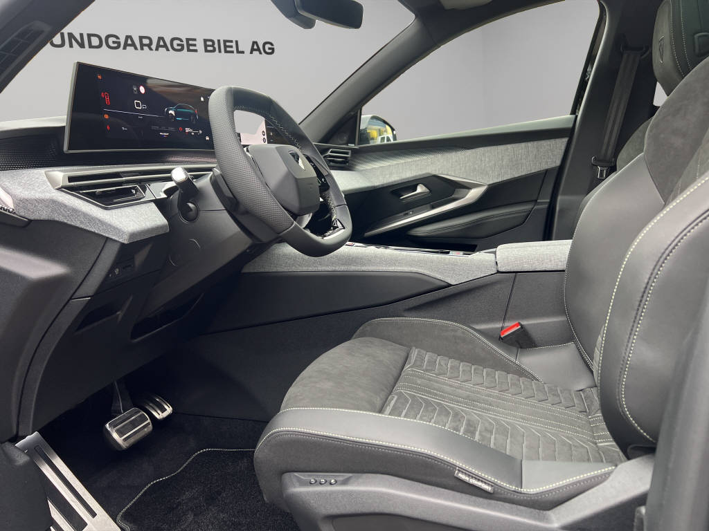 PEUGEOT 3008 1.2 Hybrid GT-image-5
