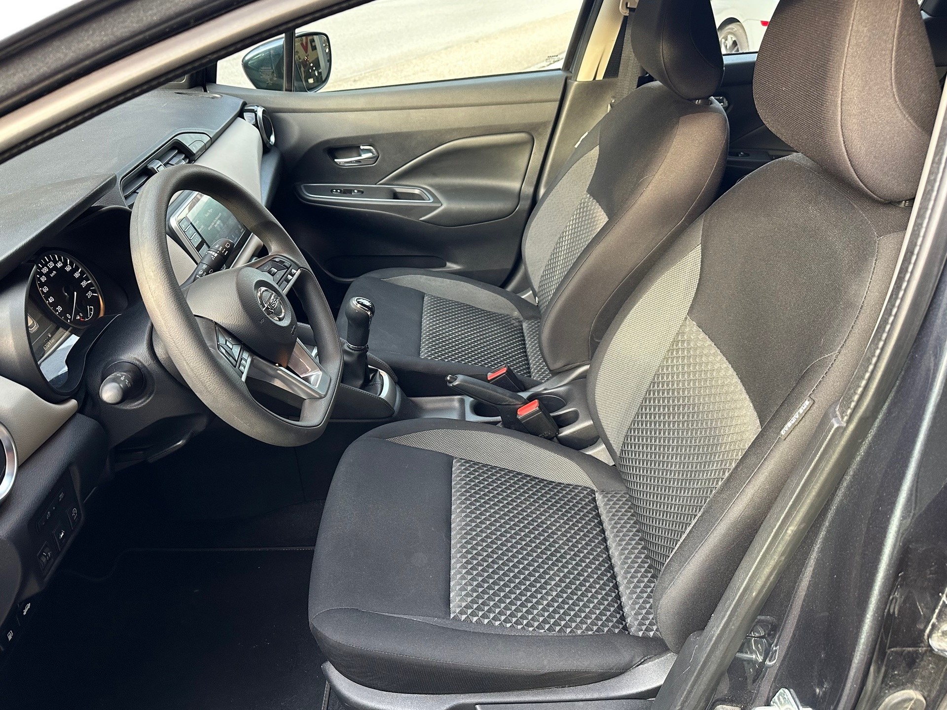 NISSAN Micra IG-T acenta-image-5
