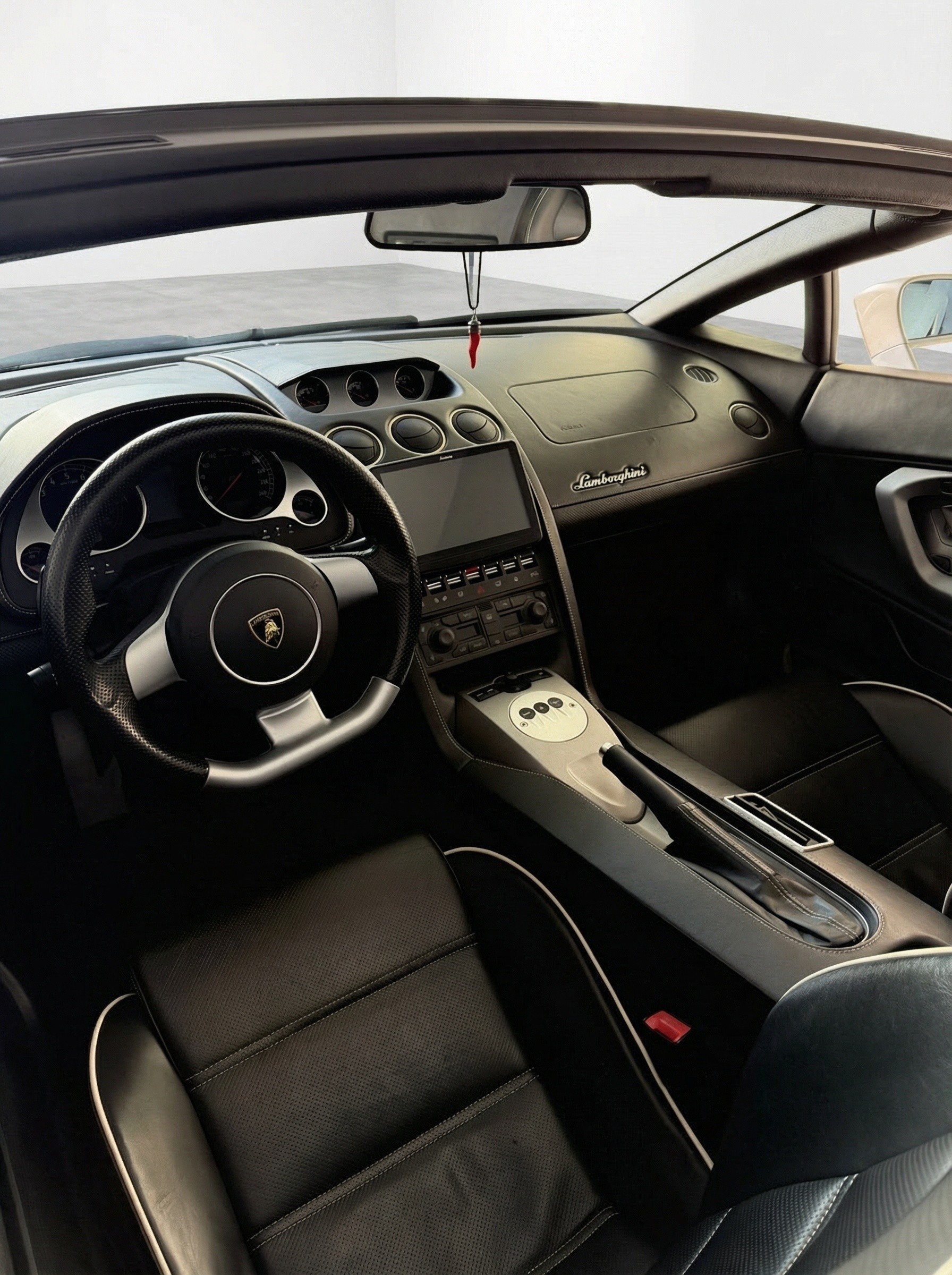 LAMBORGHINI Gallardo 5.0 V10 Spyder-image-3