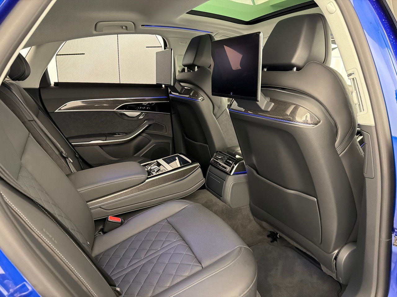AUDI S8 TFSI quatt. tiptronic-image-10