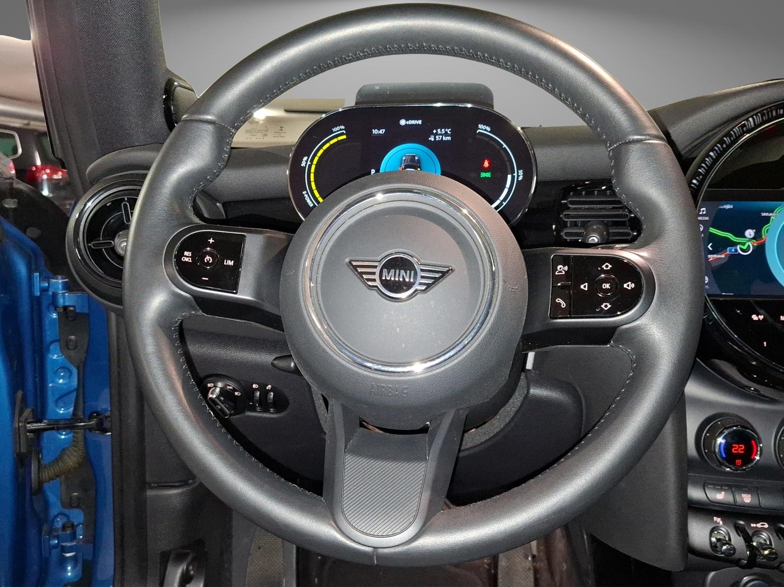 MINI F56 Cooper SE-image-9
