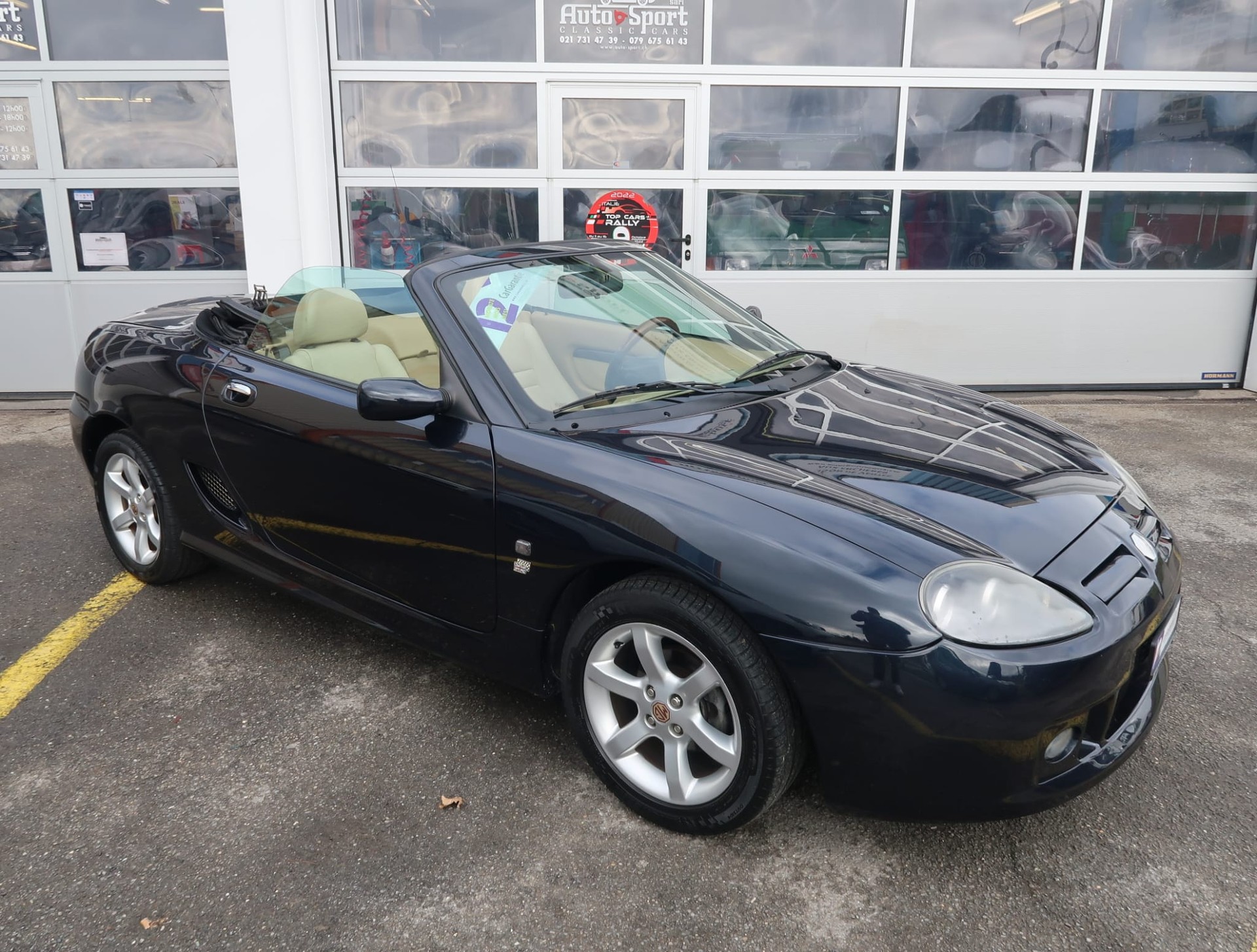 MG TF 135 cabriolet-showroom-element-1