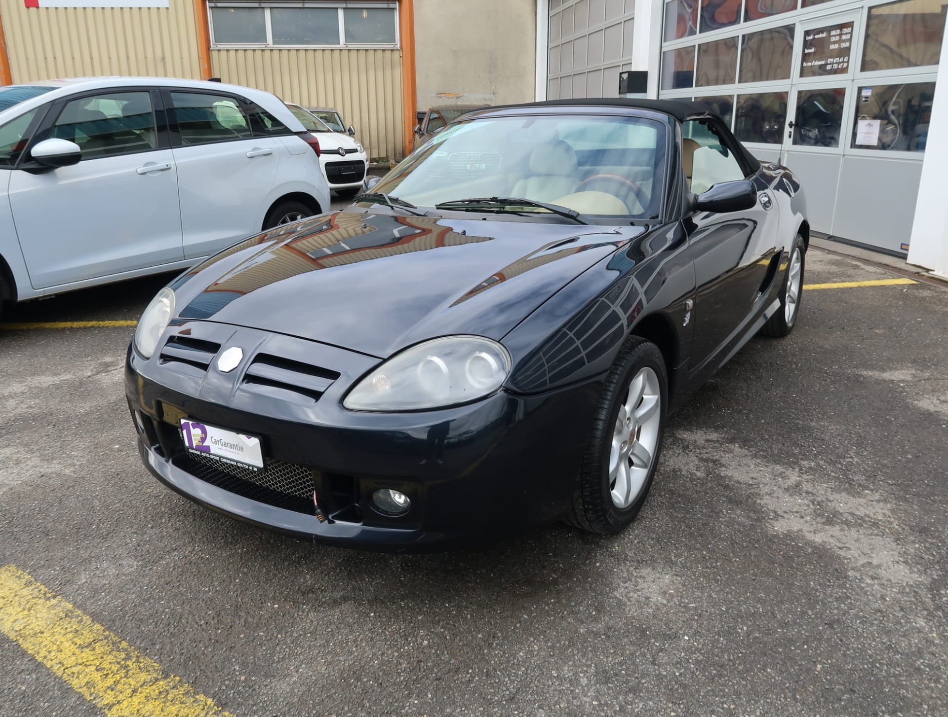 MG TF 135 cabriolet-showroom-element-2