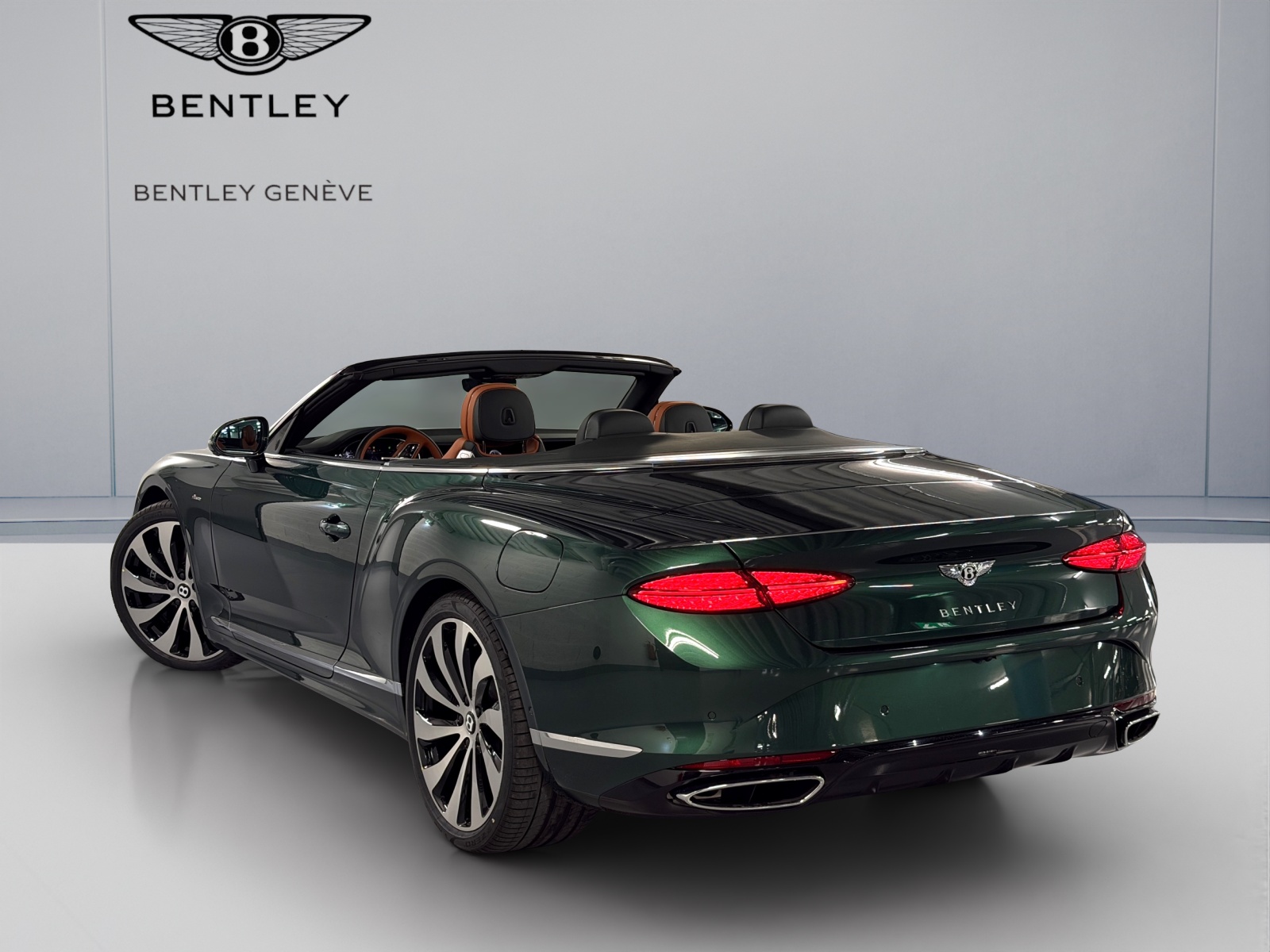 BENTLEY Continental GTC 4.0 V8 PHEV - Azure-showroom-element-3