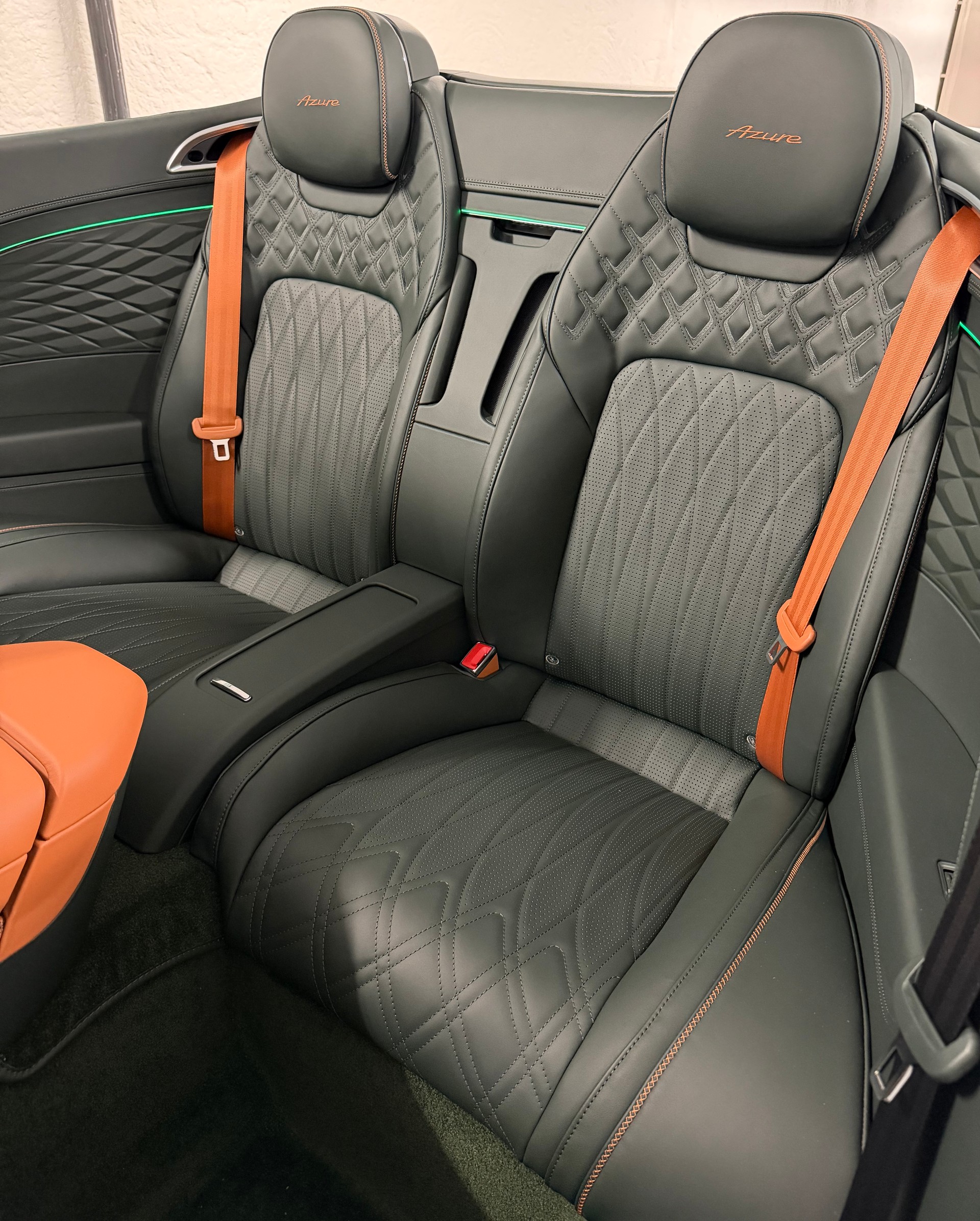 BENTLEY Continental GTC 4.0 V8 PHEV - Azure-image-12