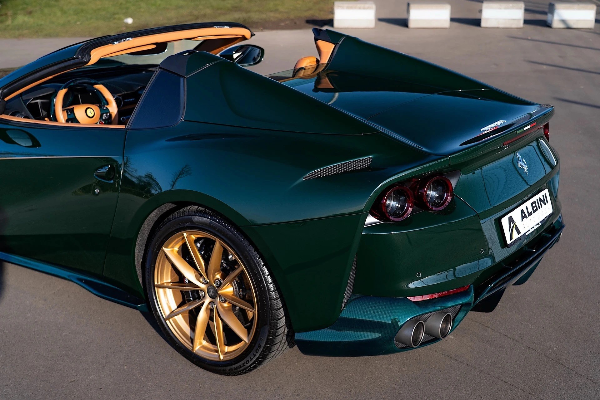 FERRARI 812 GTS V12 | Atelier-showroom-element-3
