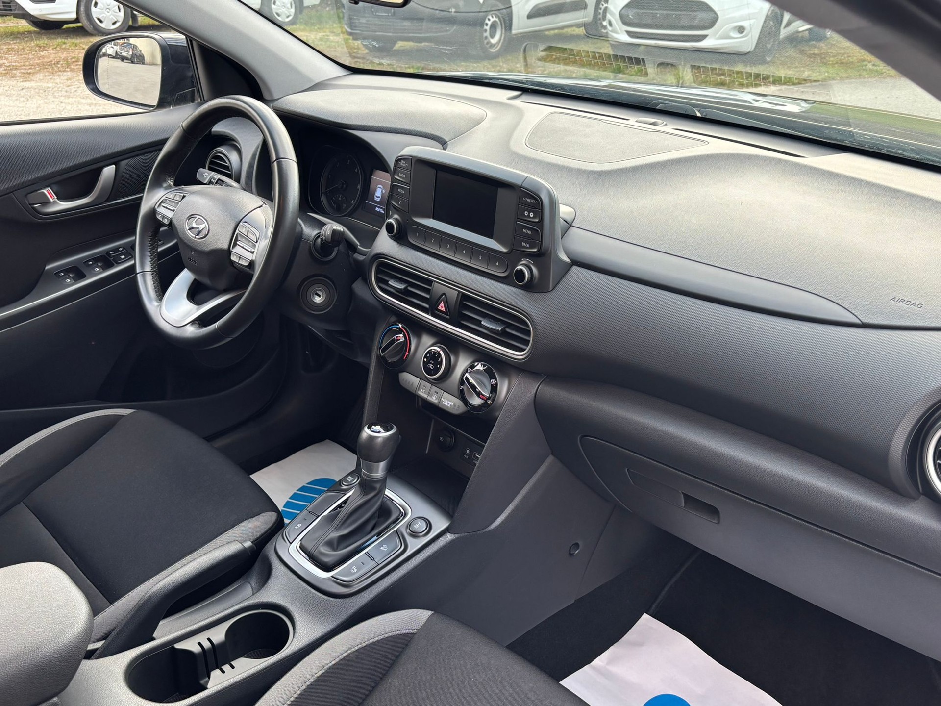 HYUNDAI Kona 1.6 CRDI Origo 4WD DCT-image-10