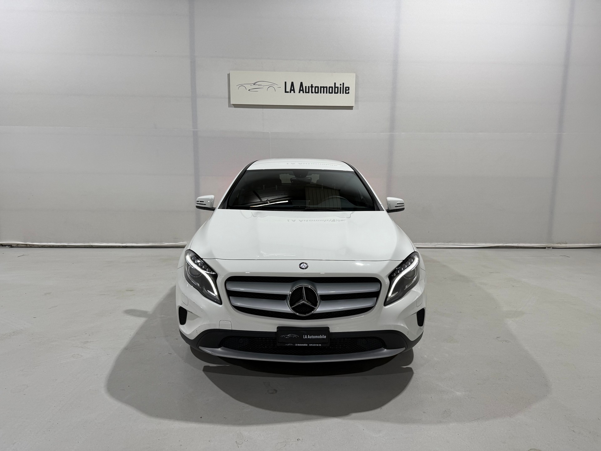 MERCEDES-BENZ GLA 200 7G-DCT-image-3