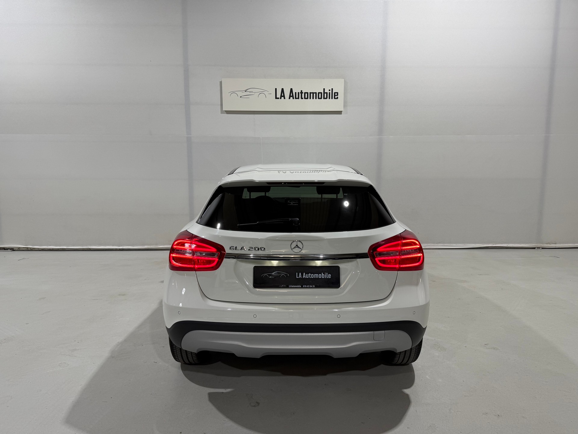 MERCEDES-BENZ GLA 200 7G-DCT-image-7