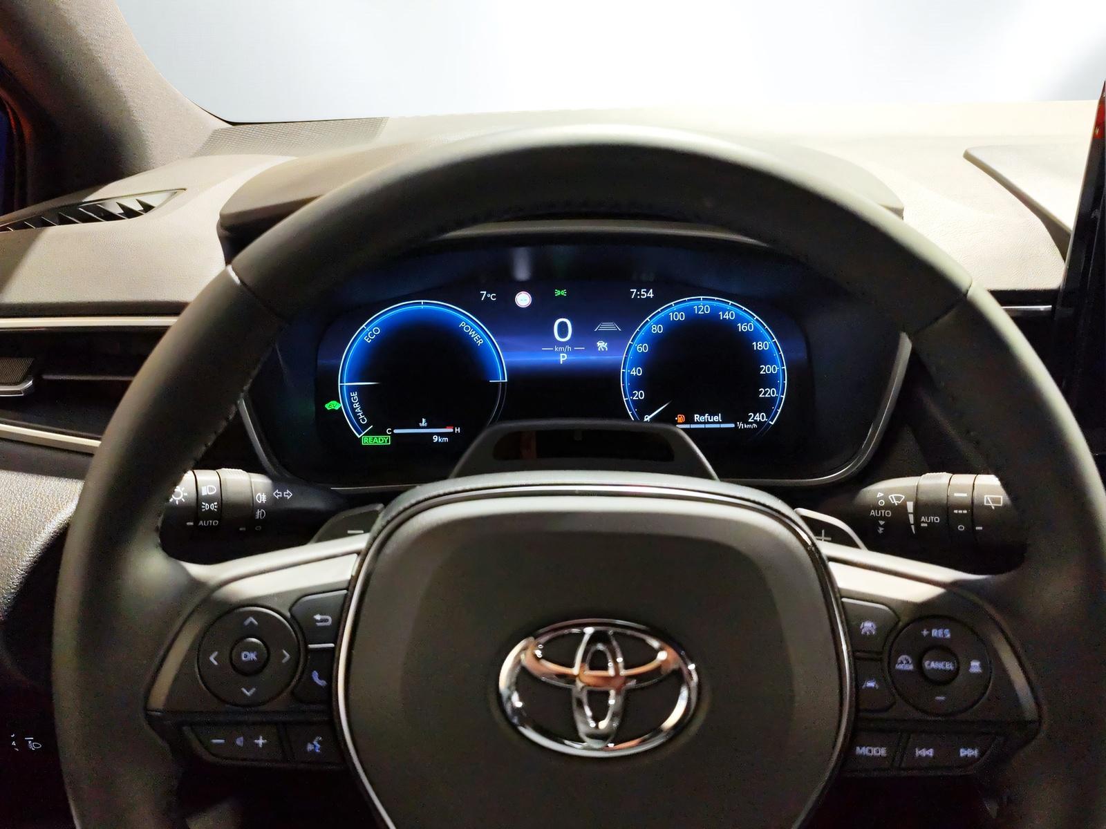 TOYOTA Corolla Touring Sports 2.0 HSD Swiss Edition-image-11