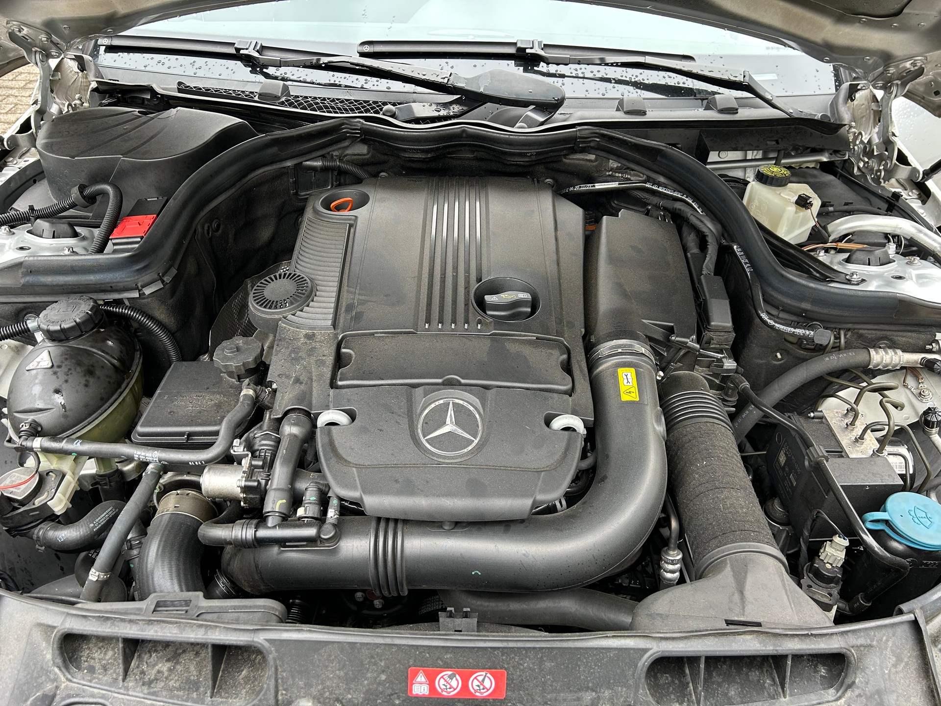 MERCEDES-BENZ C 200 Elégance 7G-Tronic-image-14