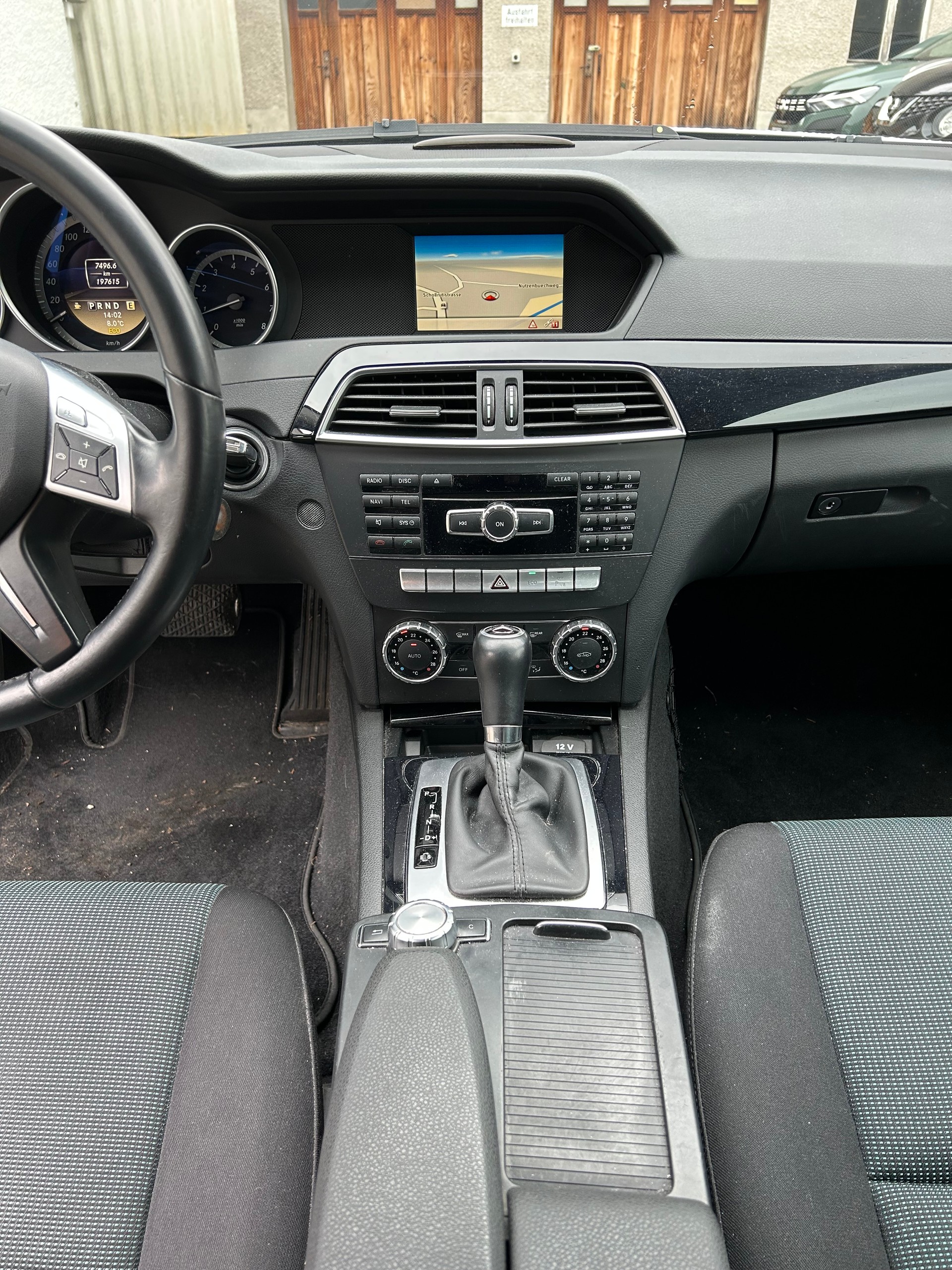 MERCEDES-BENZ C 200 Elégance 7G-Tronic-image-10