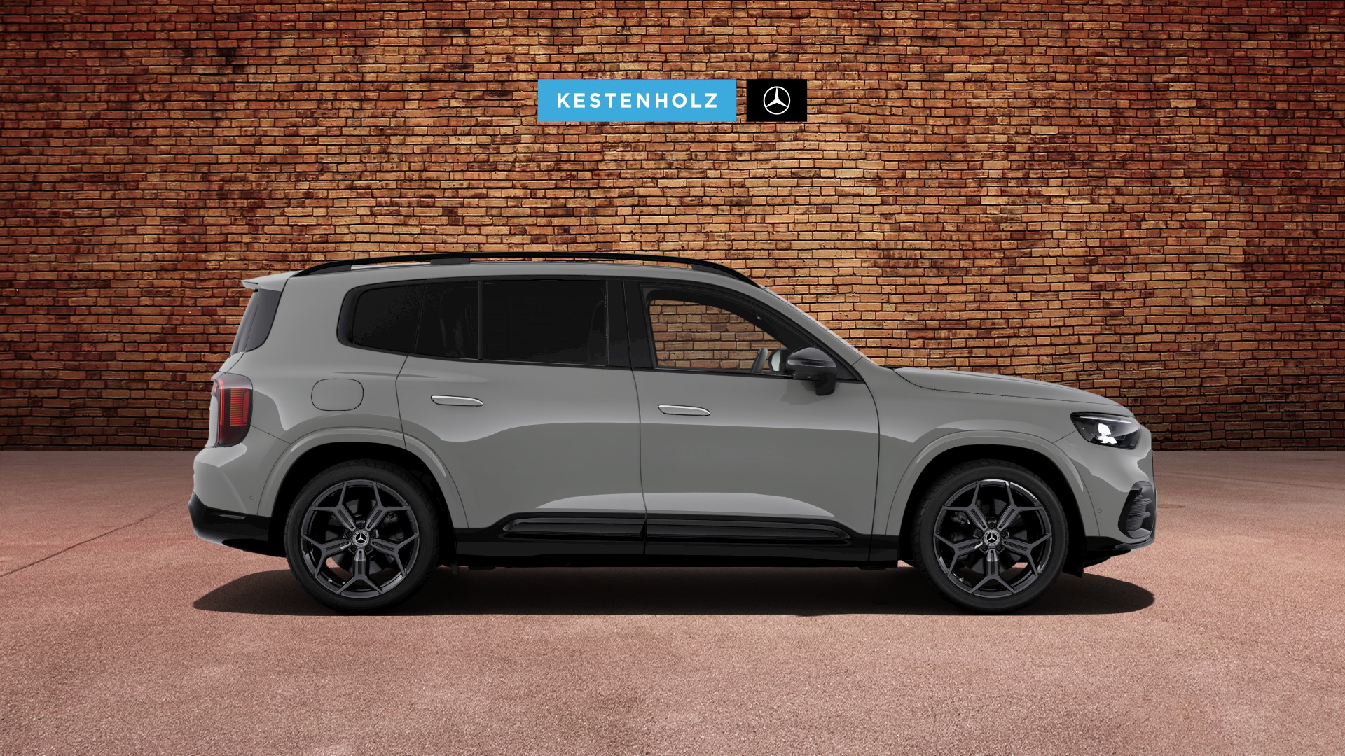 MERCEDES-BENZ GLB 350 4MATIC with EQ Technology-showroom-element-3