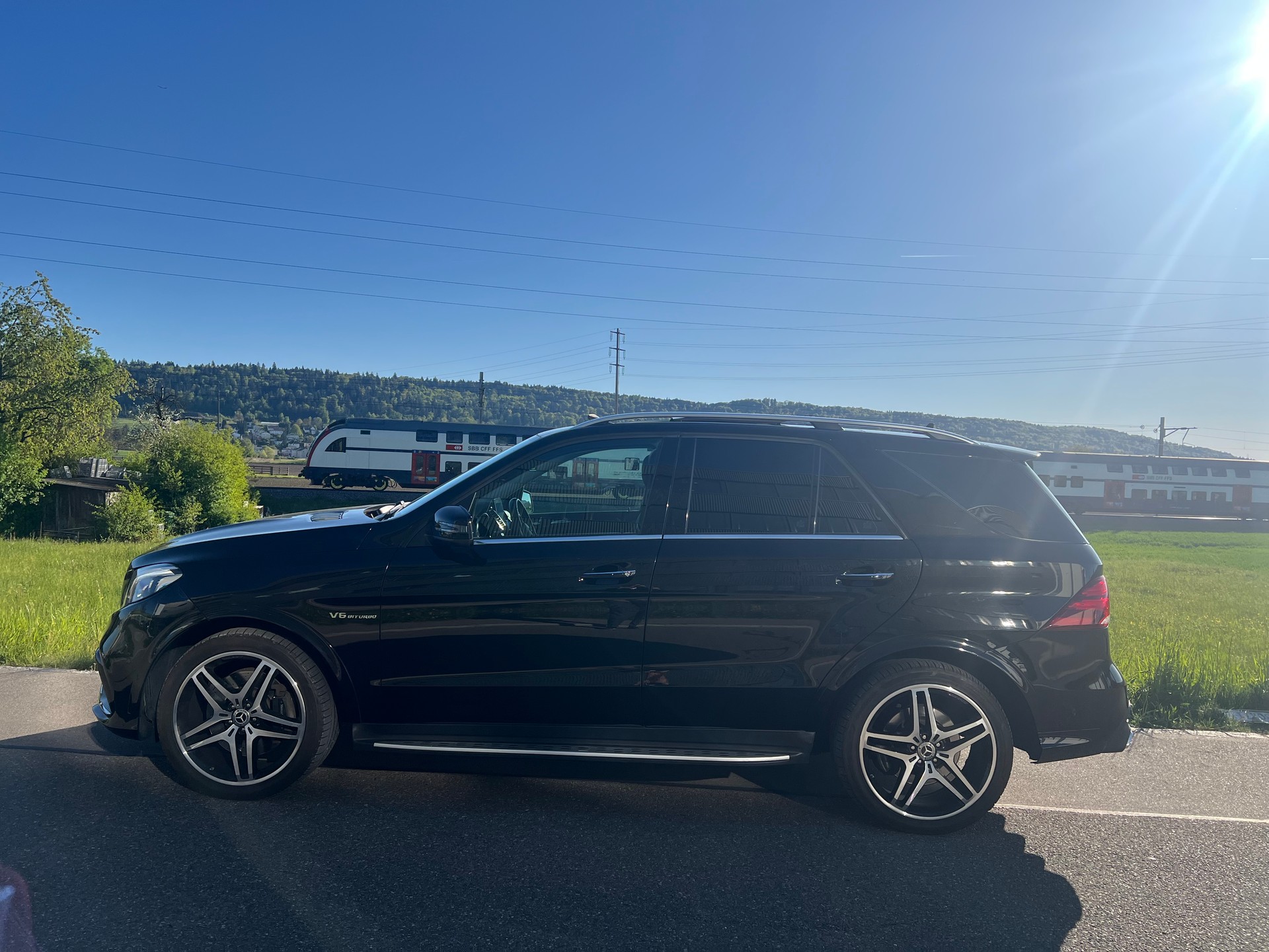 MERCEDES-BENZ GLE 500 e 4Matic 7G-Tronic -AMG Line-image-9