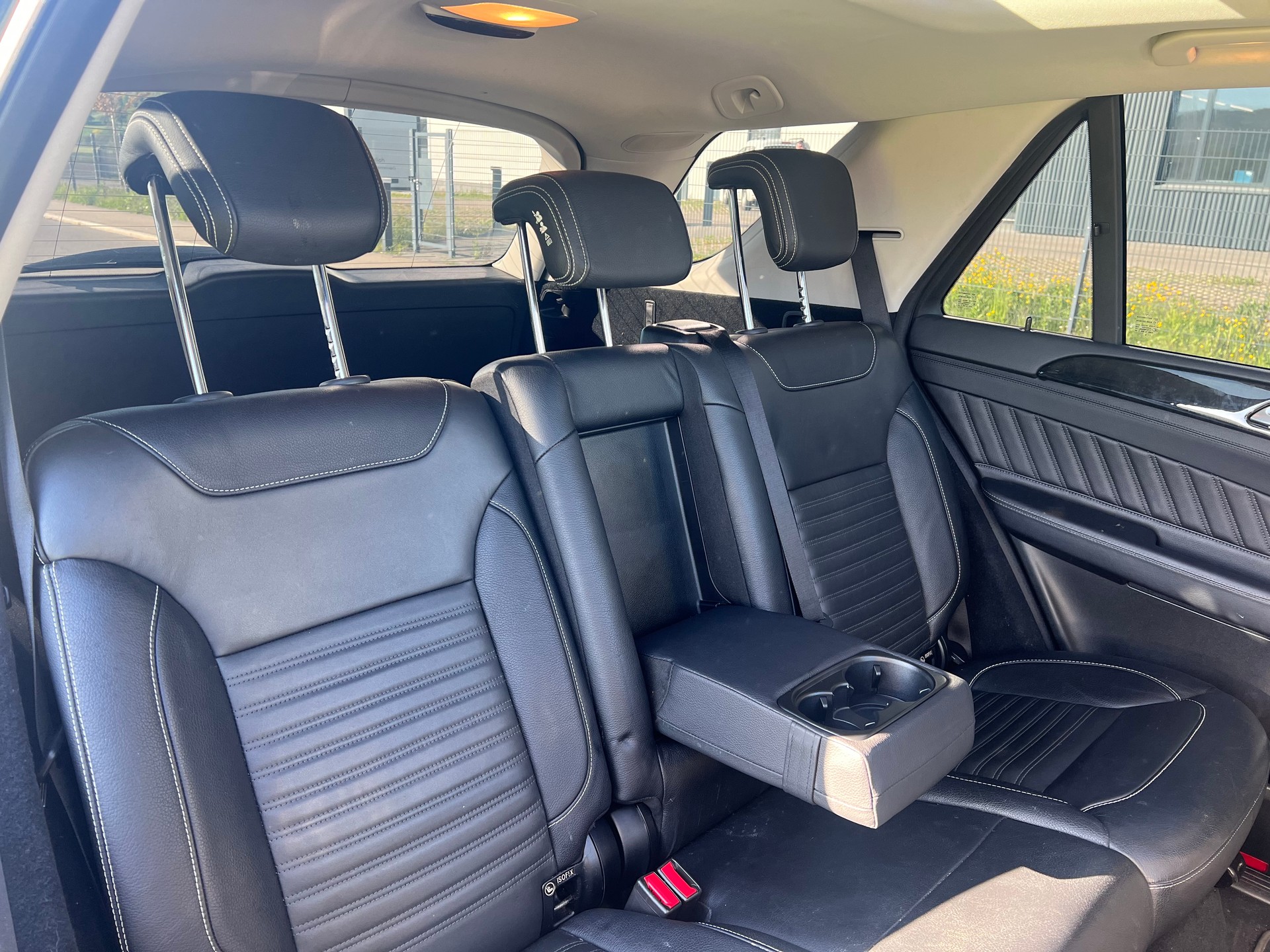 MERCEDES-BENZ GLE 500 e 4Matic 7G-Tronic -AMG Line-image-27