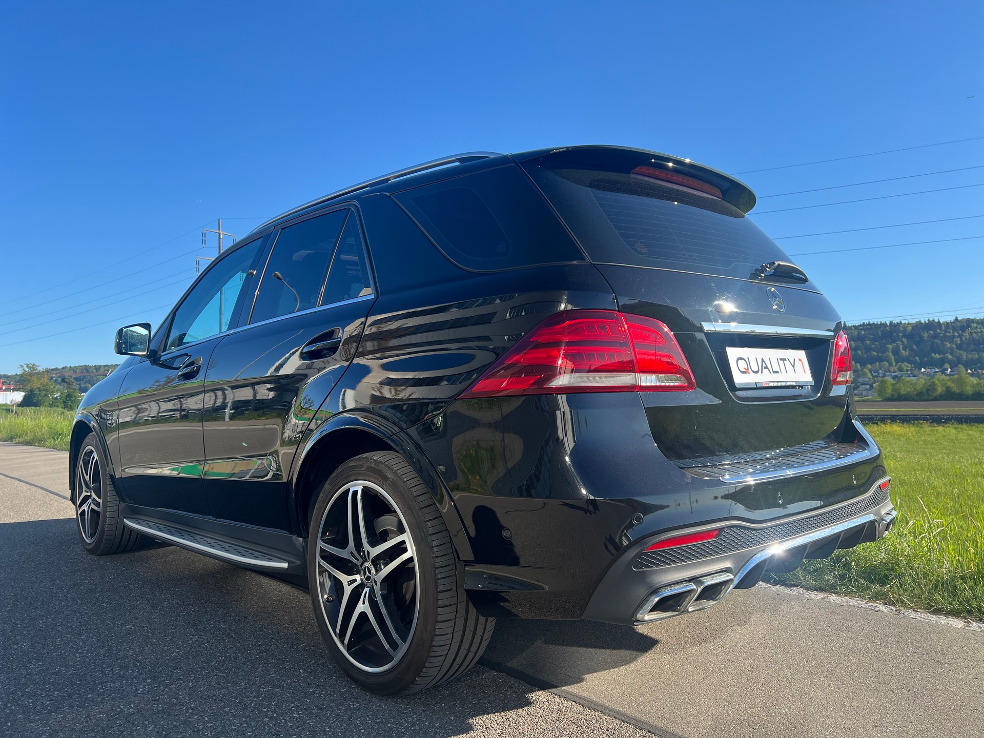 MERCEDES-BENZ GLE 500 e 4Matic 7G-Tronic -AMG Line-image-11