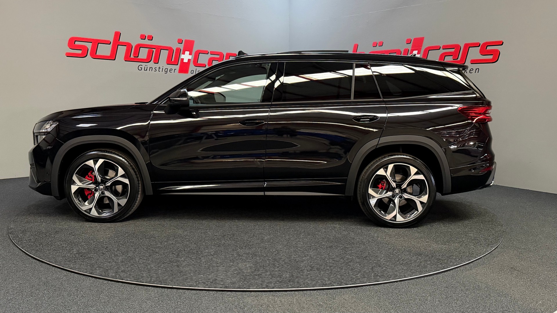 SKODA Kodiaq 2.0 TSI RS 4x4-showroom-element-2