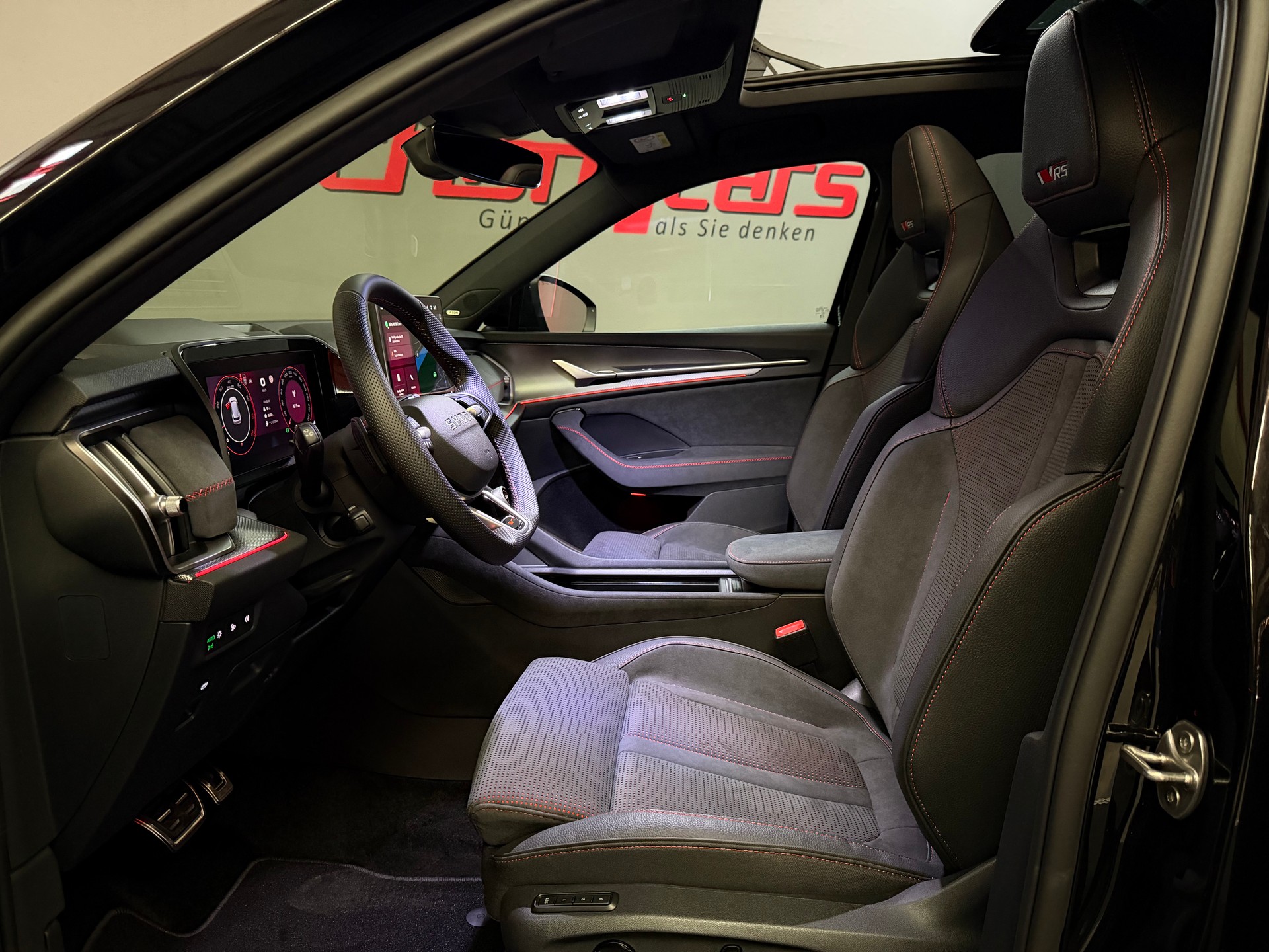 SKODA Kodiaq 2.0 TSI RS 4x4-image-11