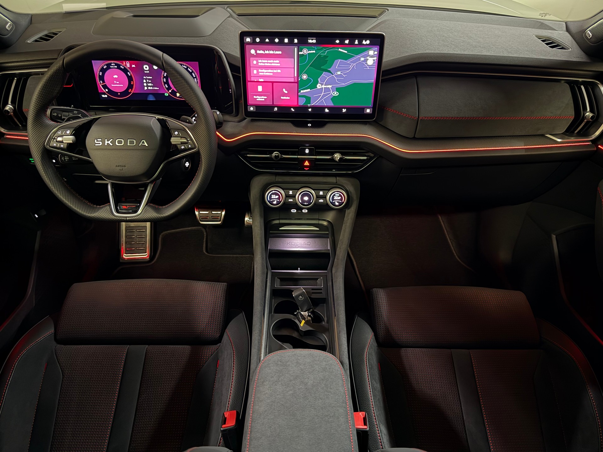 SKODA Kodiaq 2.0 TSI RS 4x4-image-15
