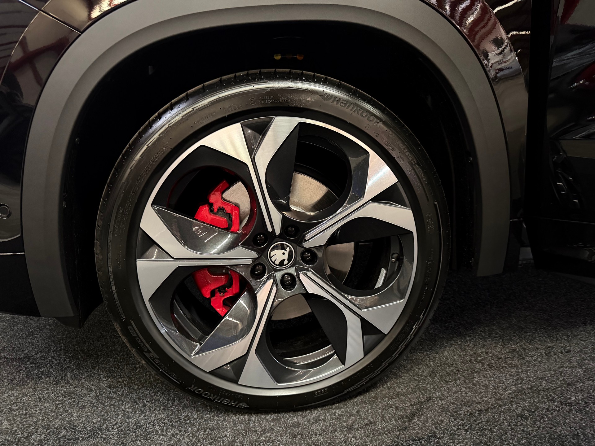 SKODA Kodiaq 2.0 TSI RS 4x4-image-9