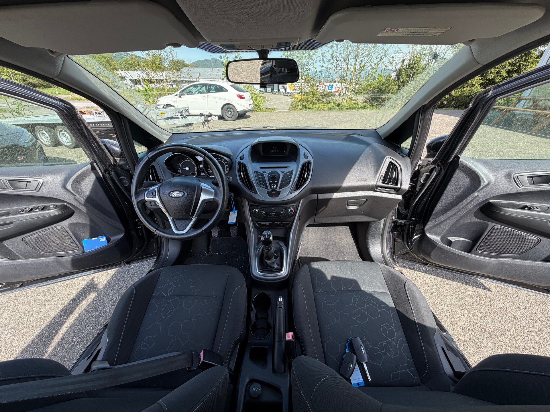 FORD B-Max 1.0 SCTi Titanium-image-9