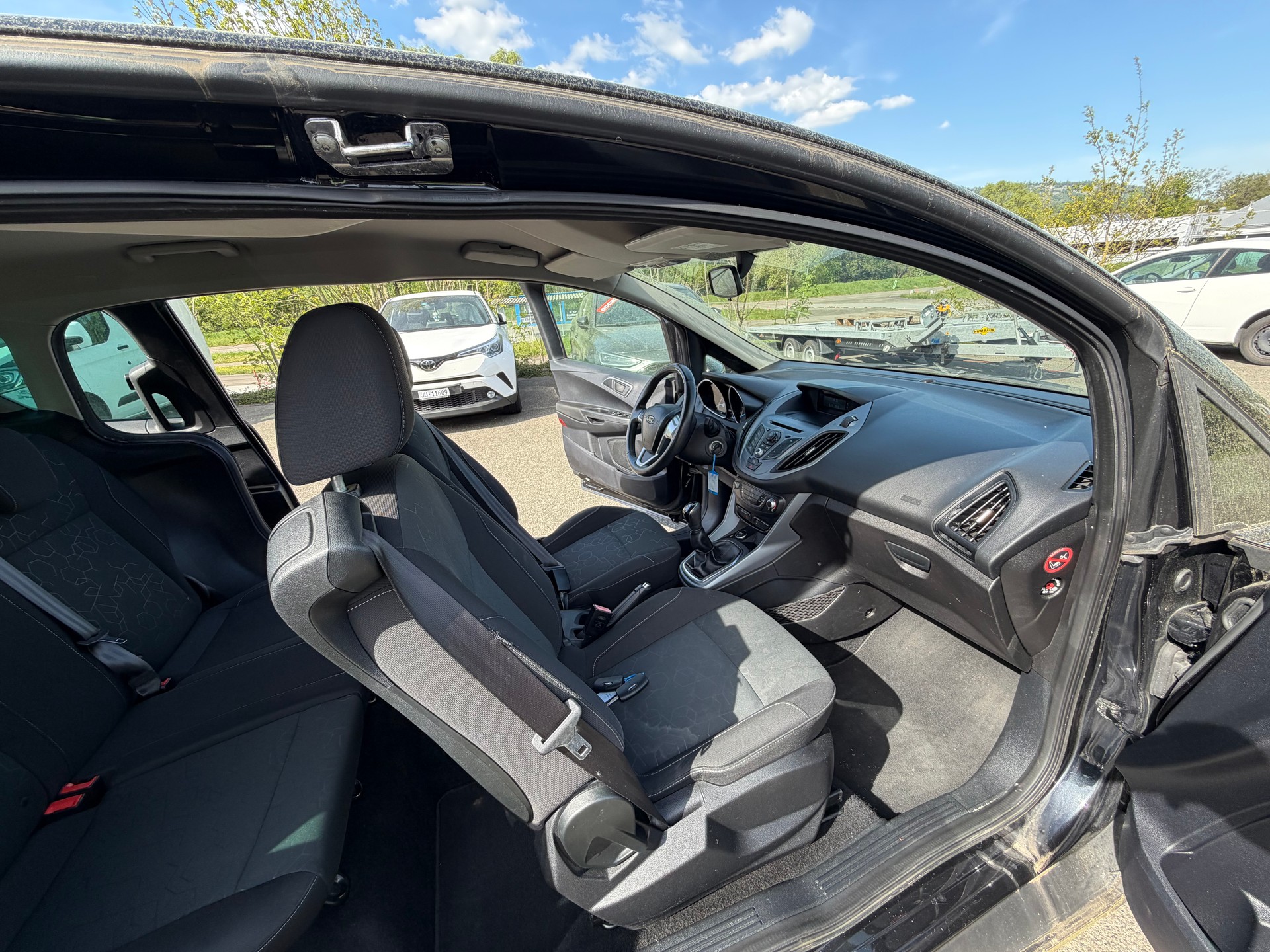 FORD B-Max 1.0 SCTi Titanium-image-8
