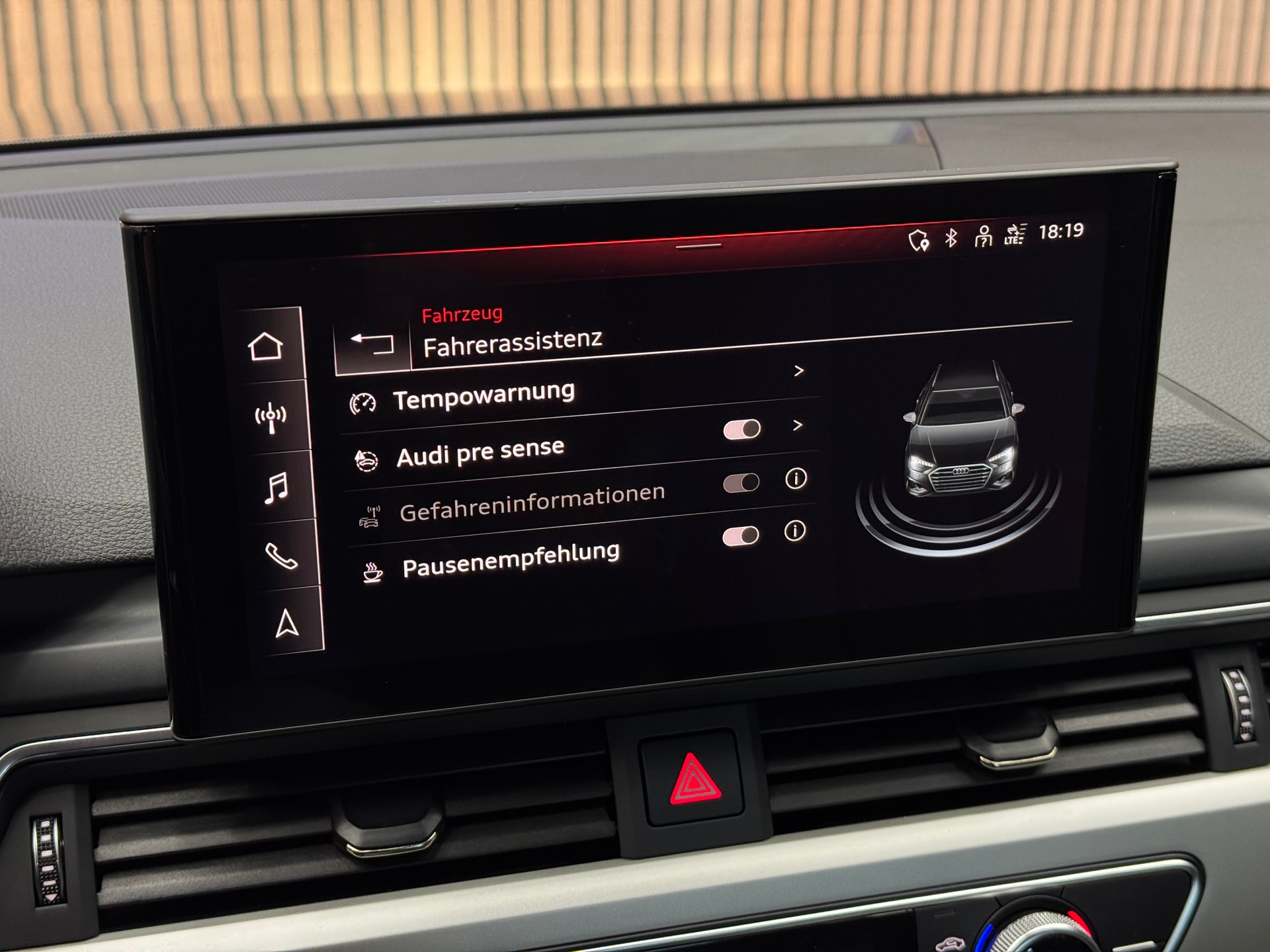 AUDI A4 Avant 2.0 35 TDI S-Tronic | 1 Jahr Garantie | Facelift | *ab CHF 199.-/ Monat*-image-22