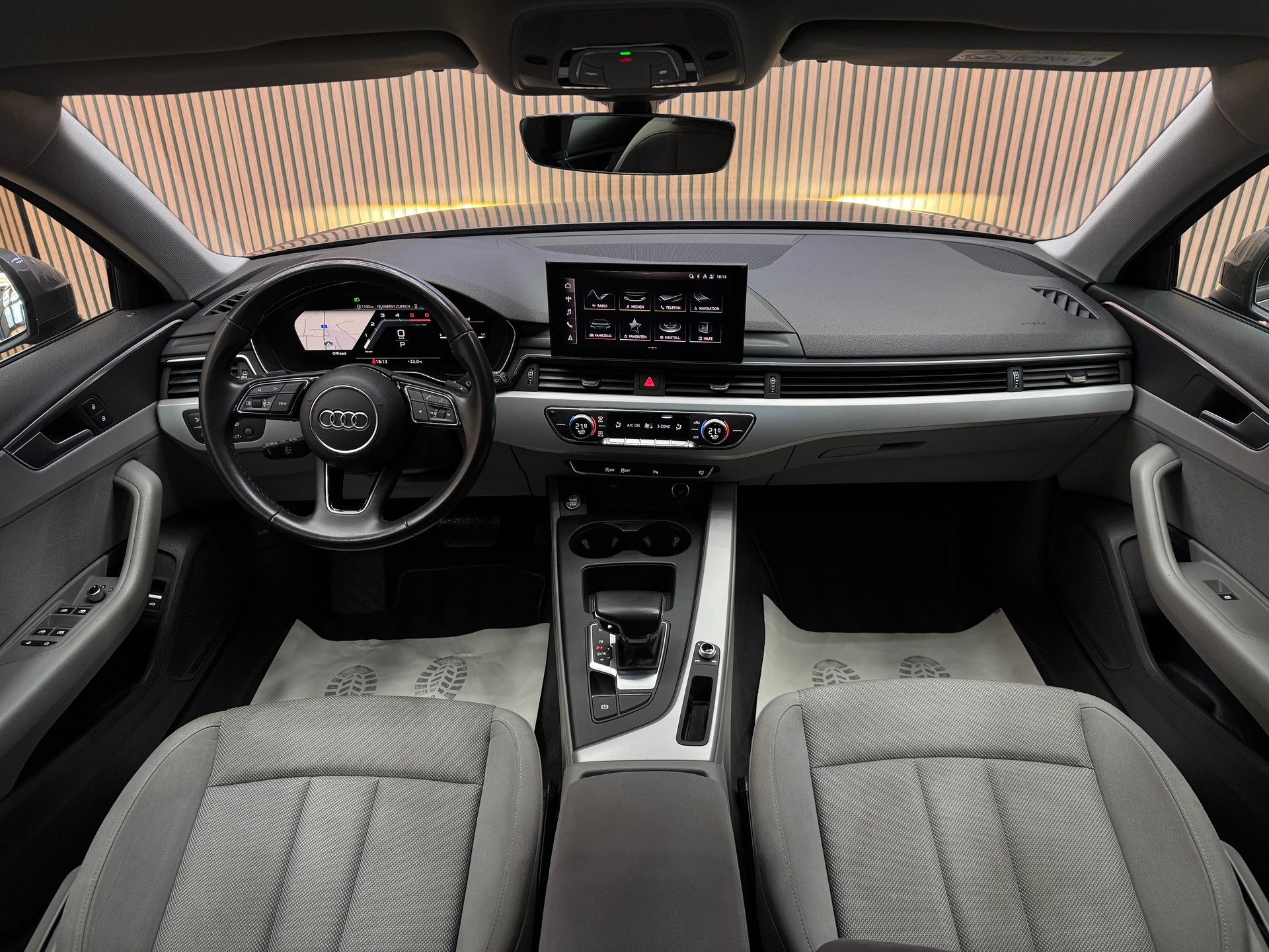 AUDI A4 Avant 2.0 35 TDI S-Tronic | 1 Jahr Garantie | Facelift | *ab CHF 199.-/ Monat*-image-14