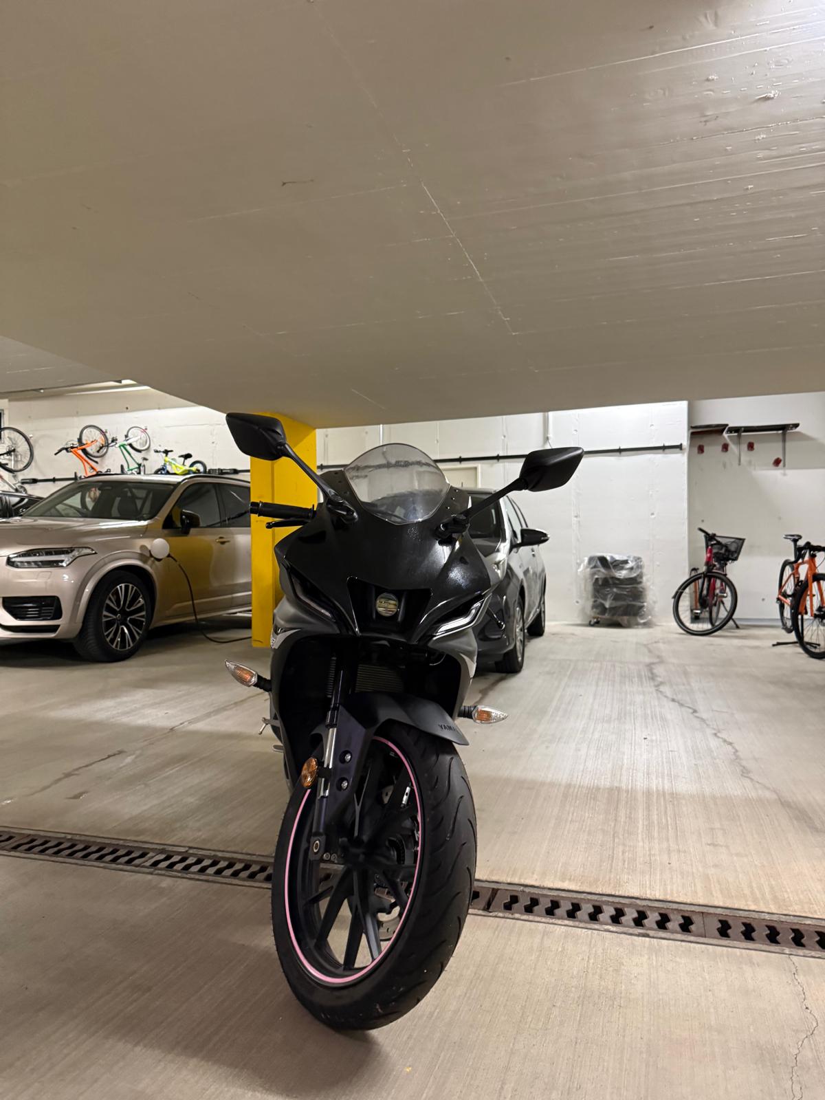 YAMAHA YZF-R 125 ABS-image-6