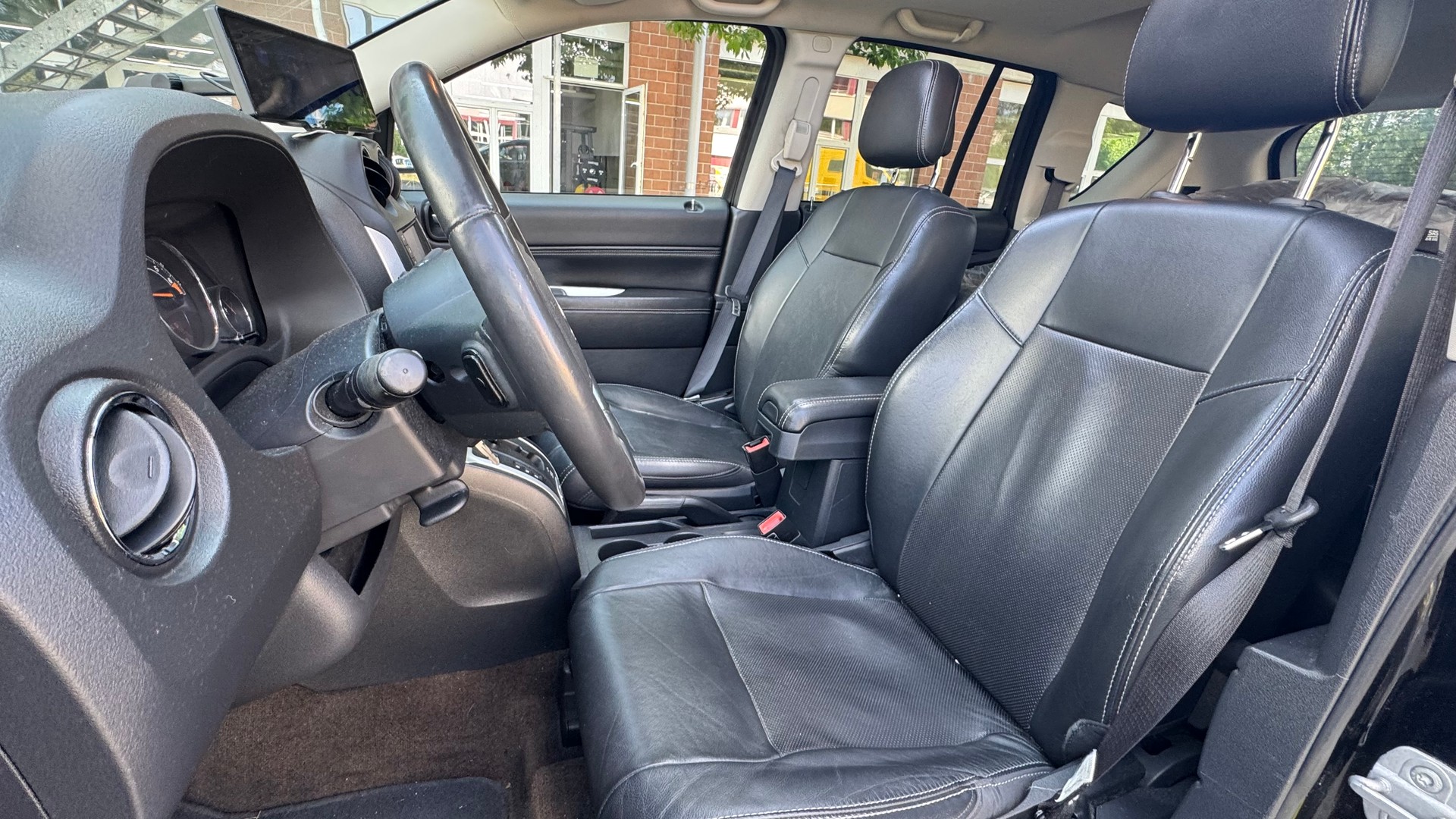 JEEP Compass 2.4 Limited Automatic-image-6