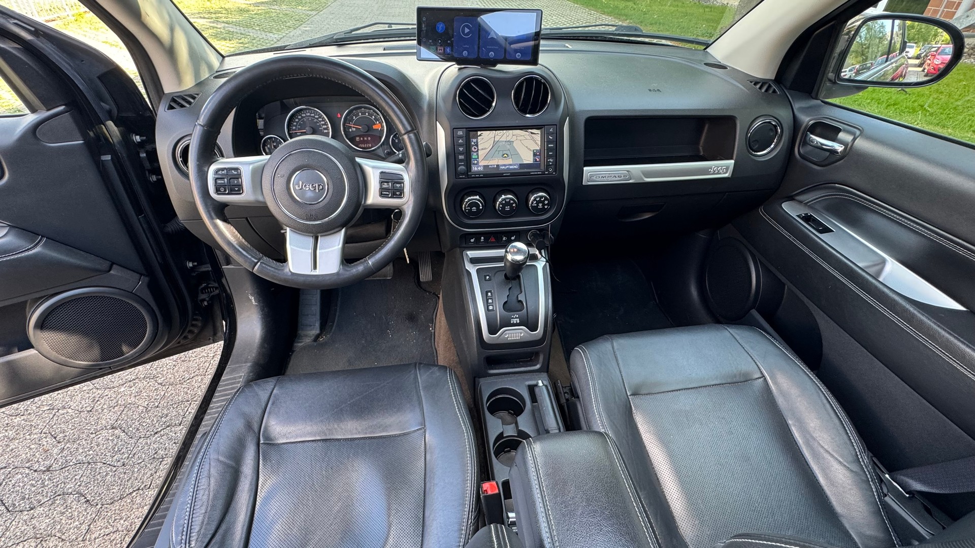 JEEP Compass 2.4 Limited Automatic-image-8