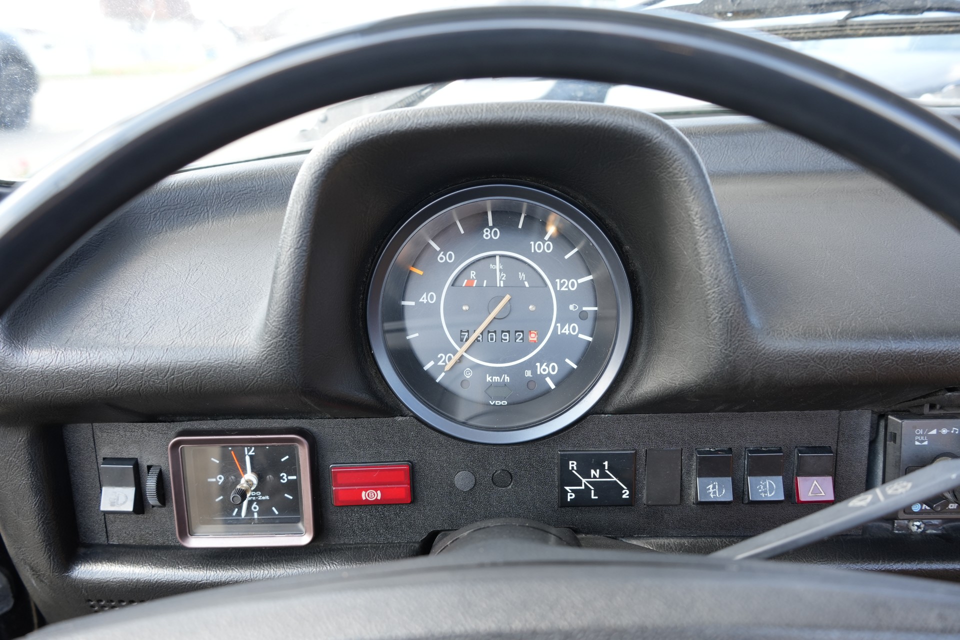 VW Käfer 1303 S Karmann-image-12