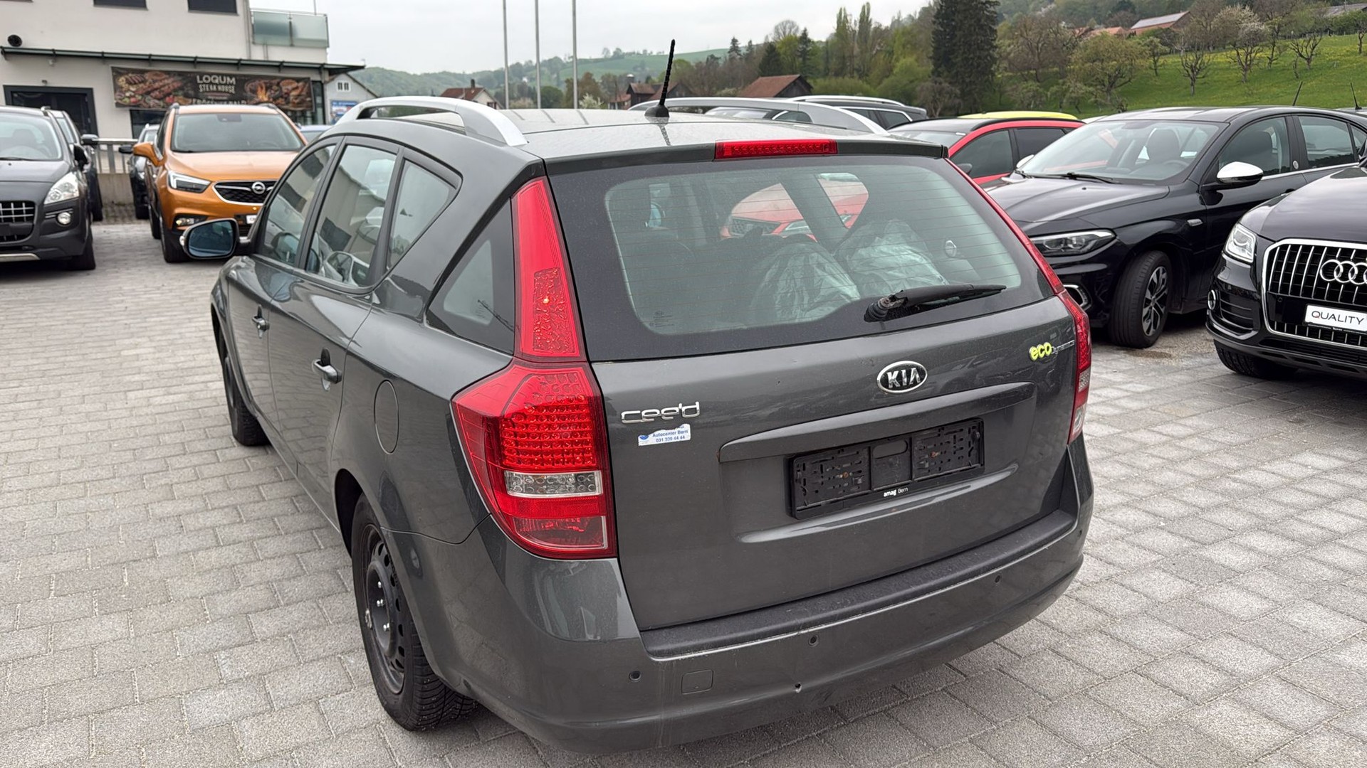 KIA Cee'd Sporty Wagon 1.6 CRDi Trend-image-9