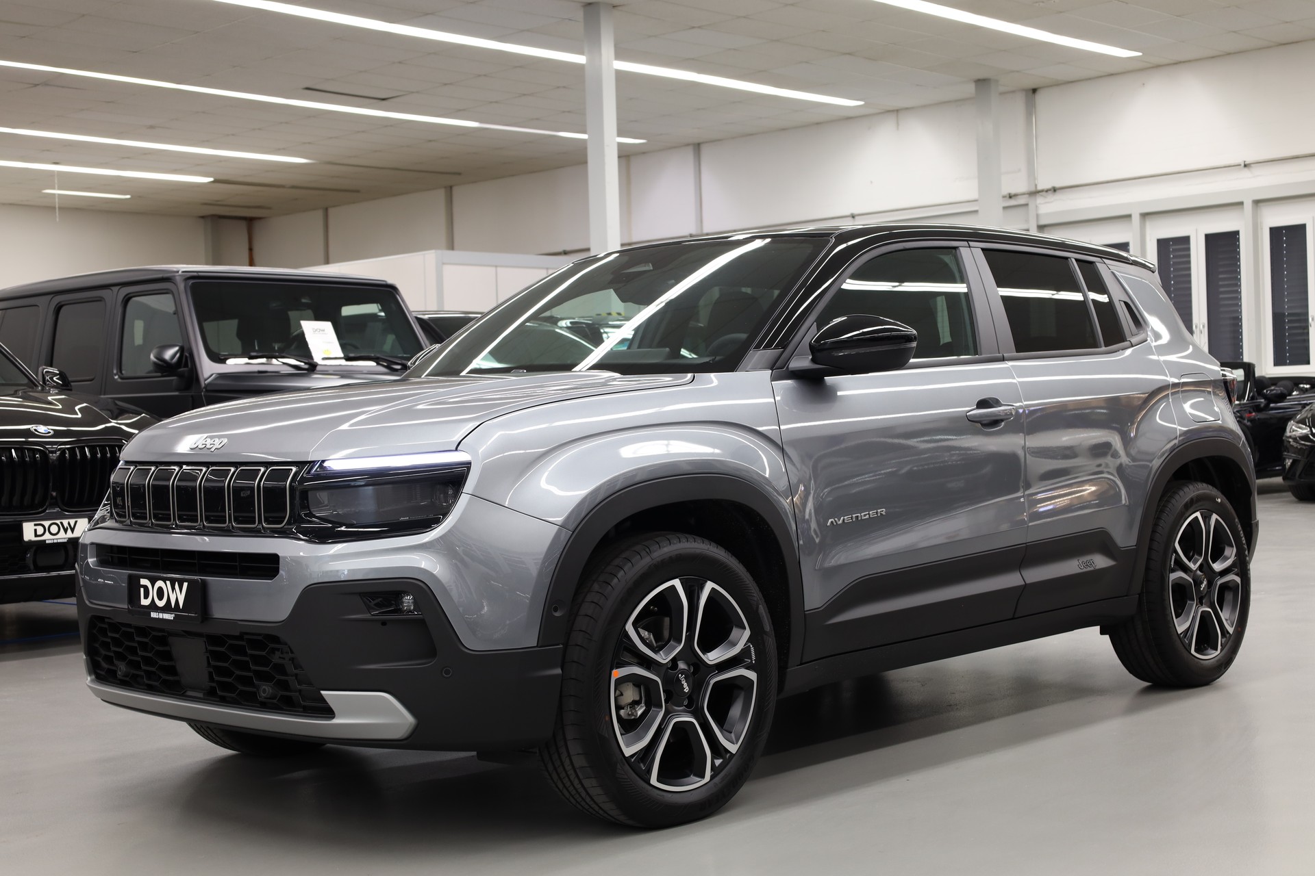 JEEP Avenger 1.2 MHEV Summit-showroom-element-2