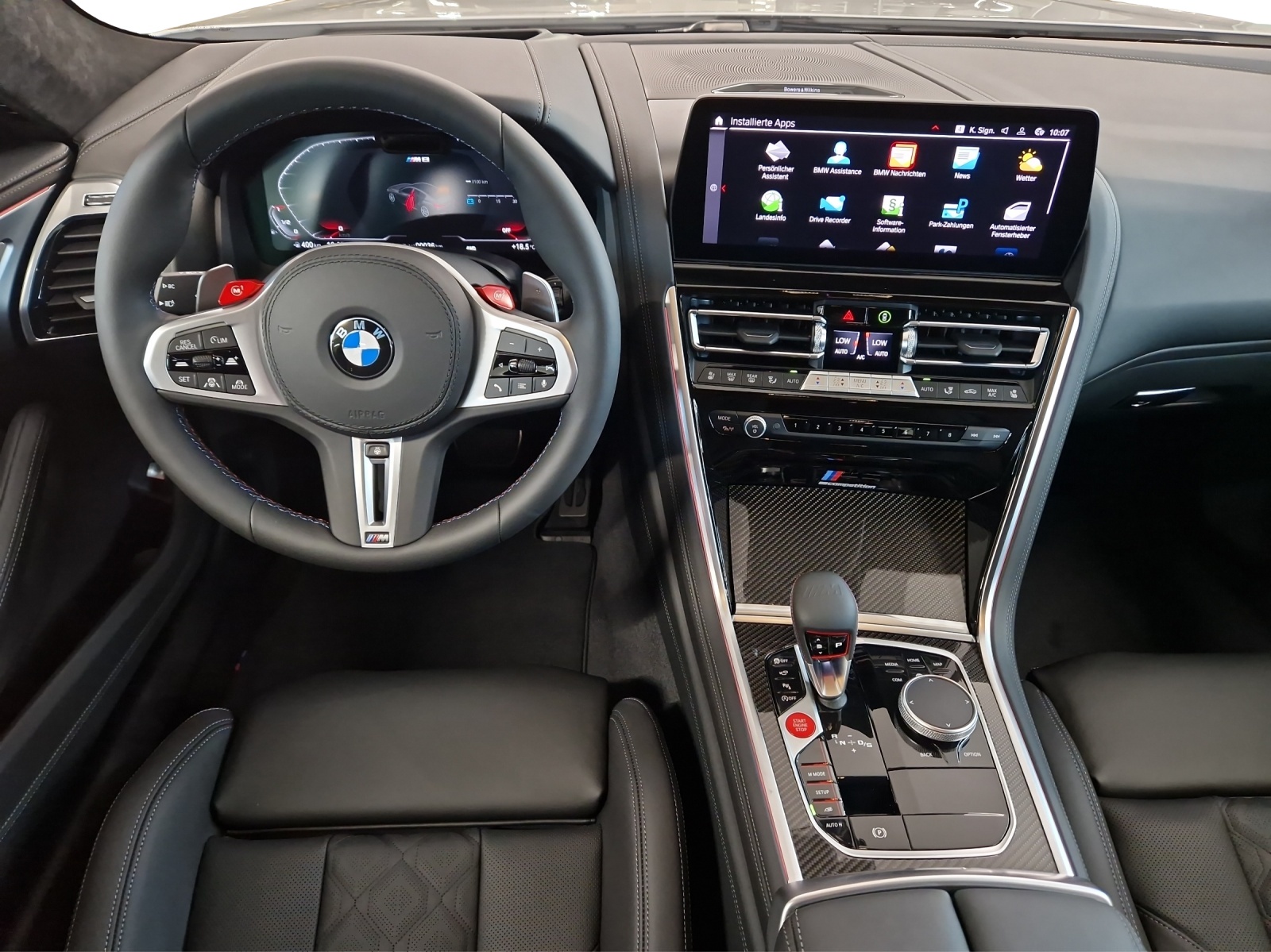 BMW M8 xDrive M Competition-image-7