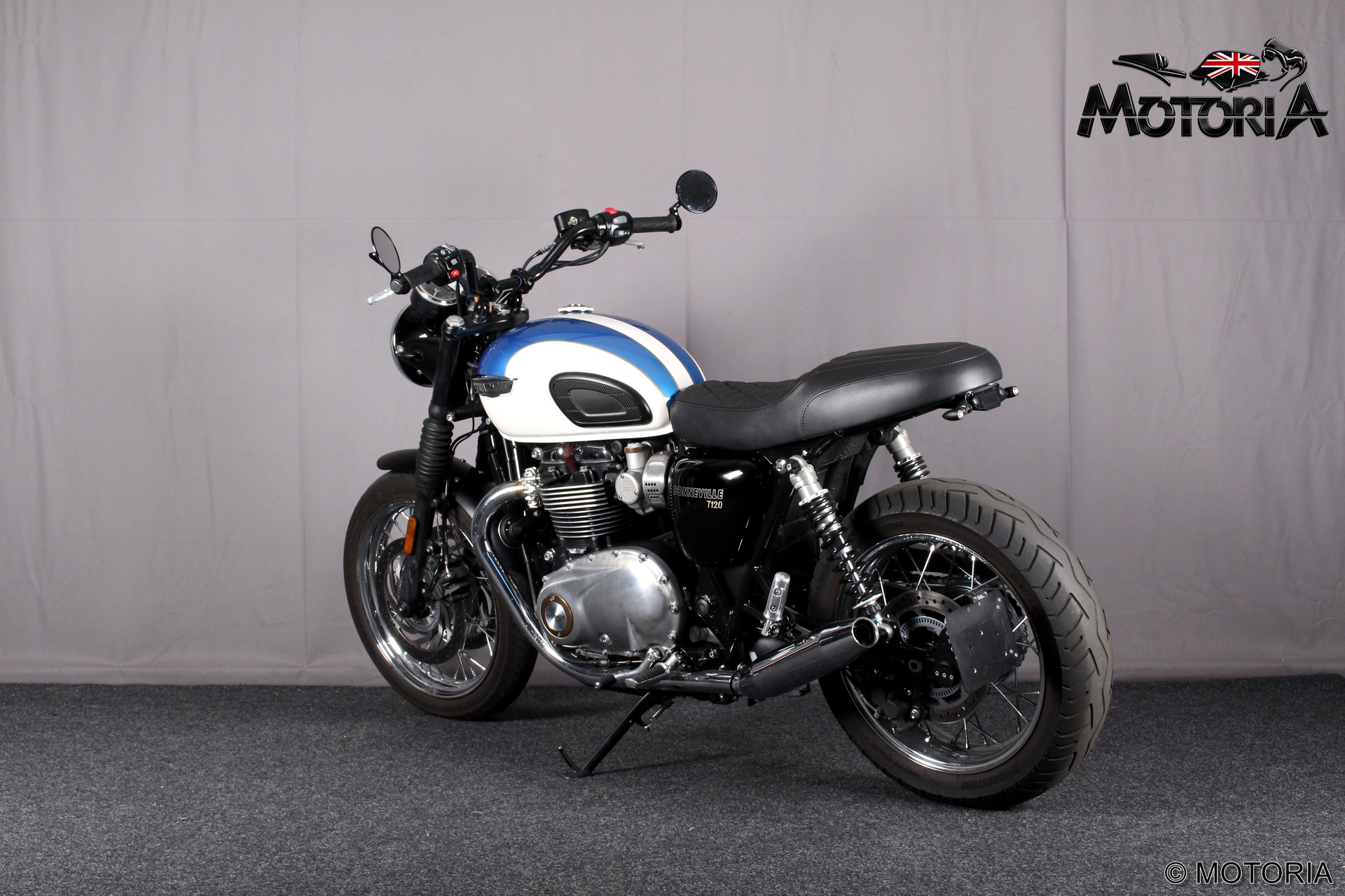 TRIUMPH Bonneville T120-image-3