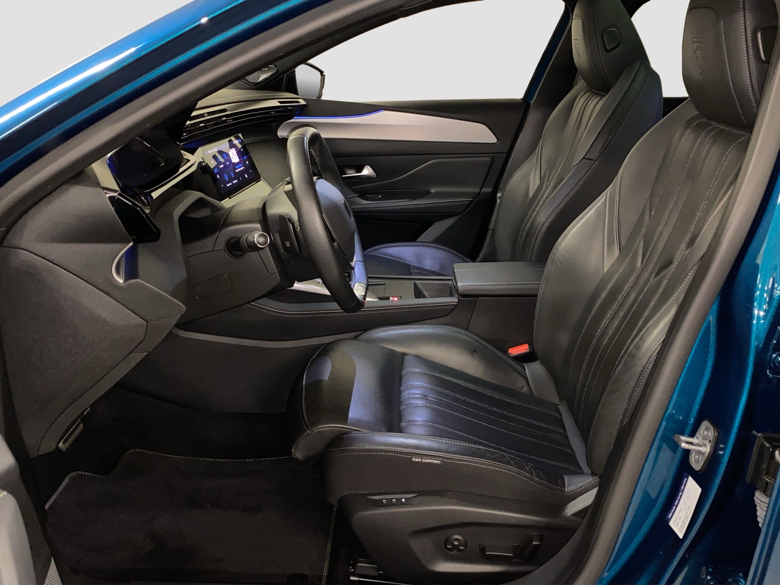 PEUGEOT 408 1.6 PHEV 225 GT-image-5